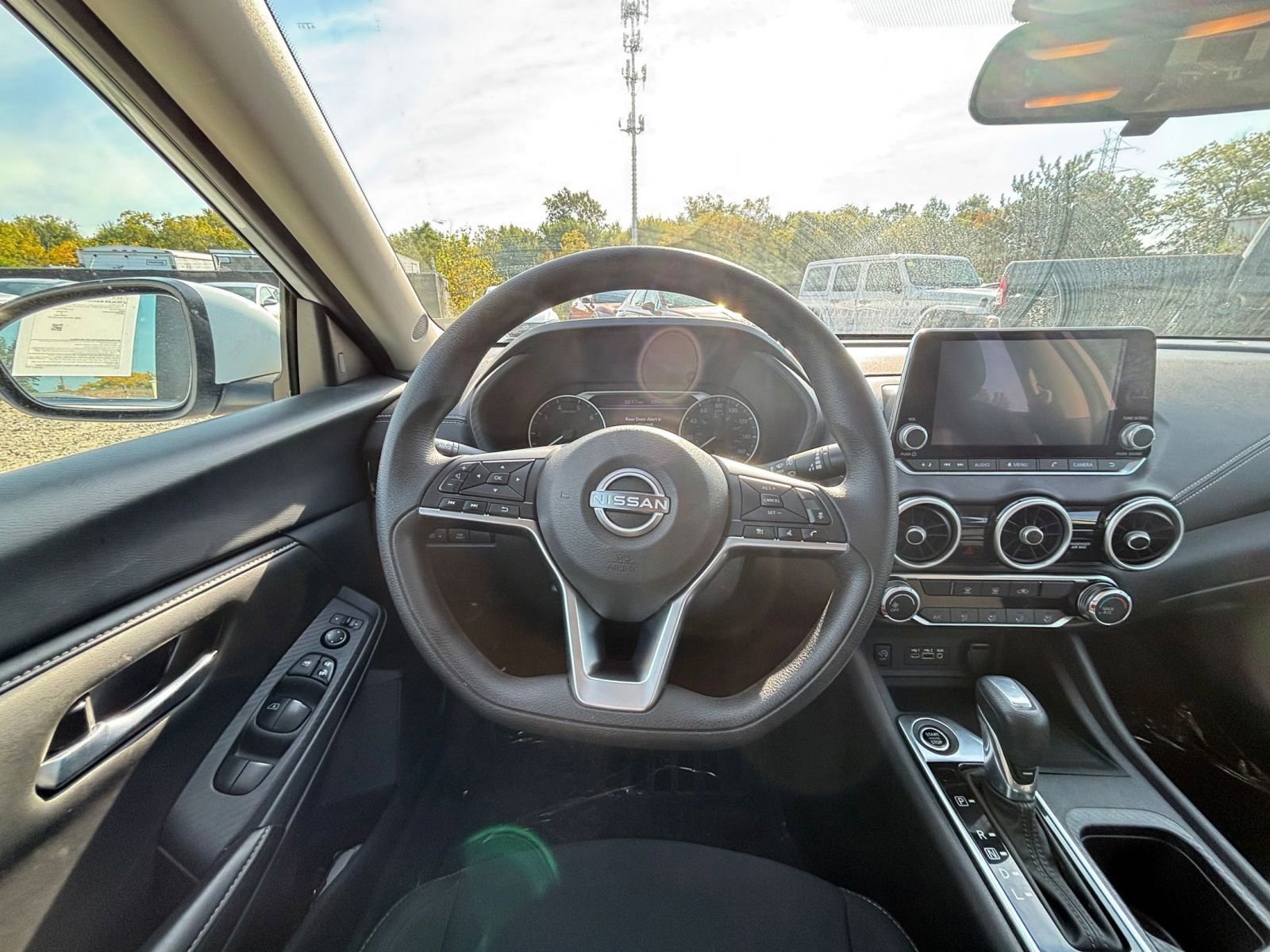 Thumbnail: 2024 Nissan Sentra - 32