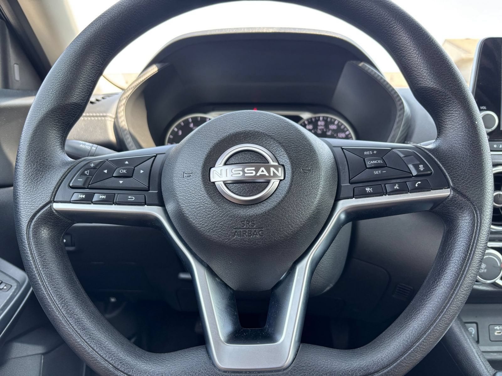 Thumbnail: 2025 Nissan Sentra - 25