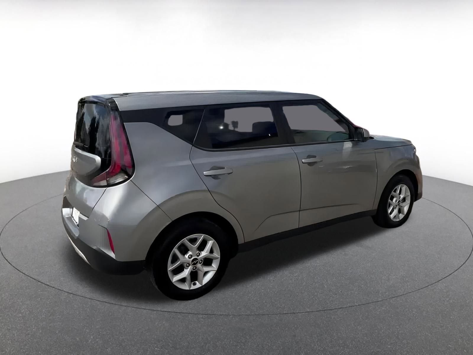 Thumbnail: 2023 Kia Soul - 14