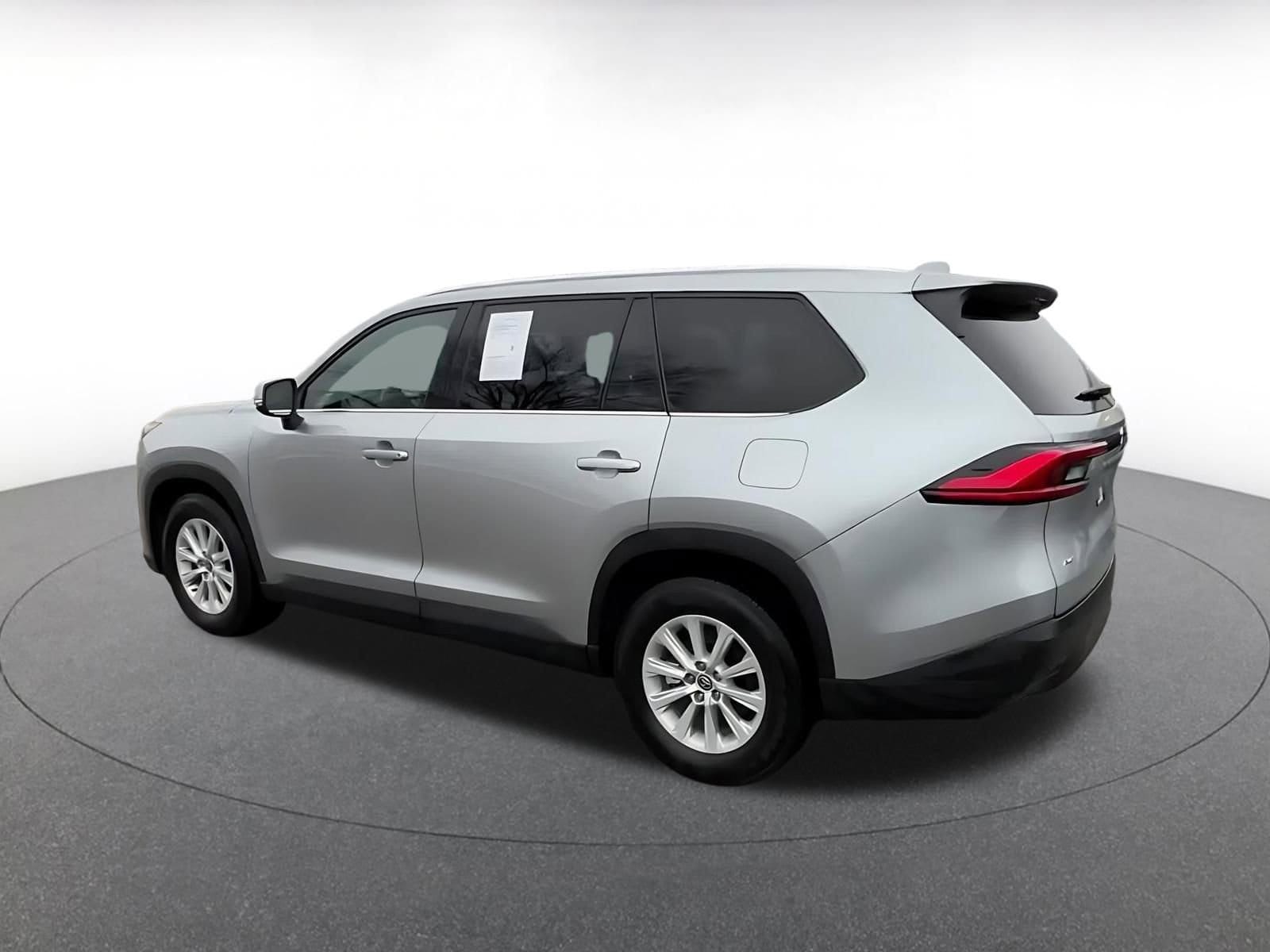 Thumbnail: 2024 Toyota Grand Highlander - 10