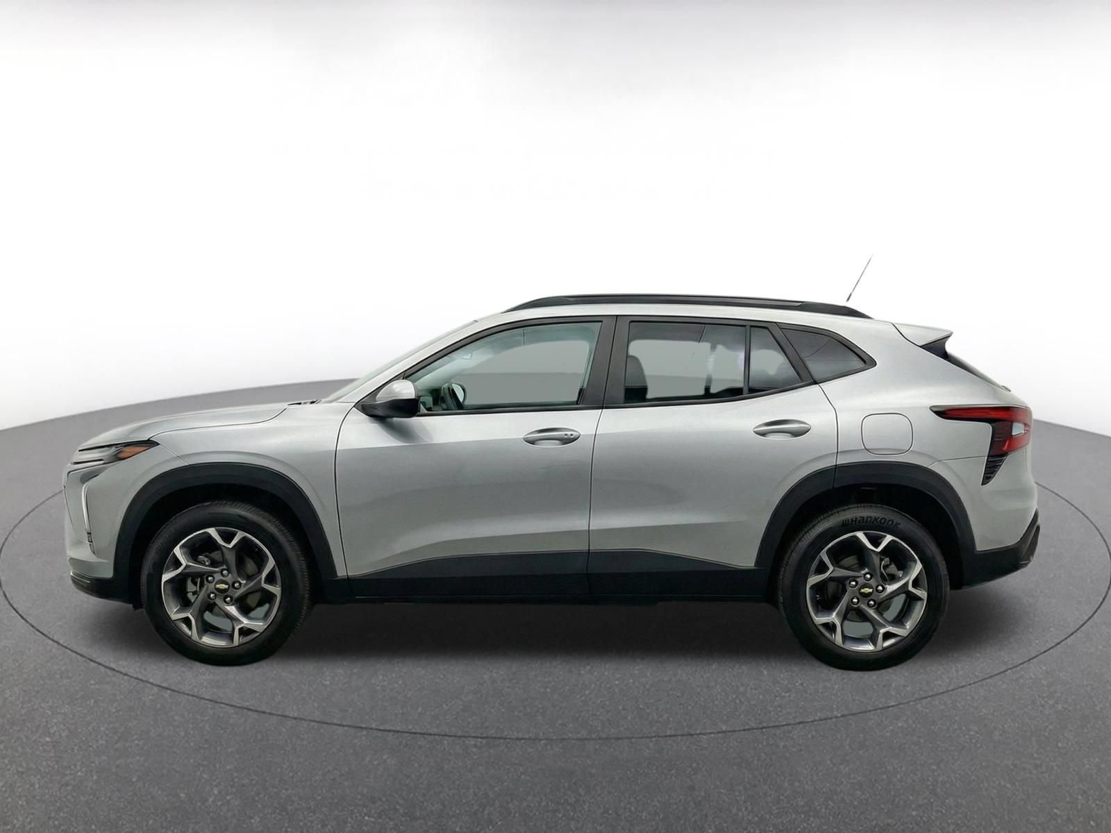 Thumbnail: 2025 Chevrolet Trax - 4