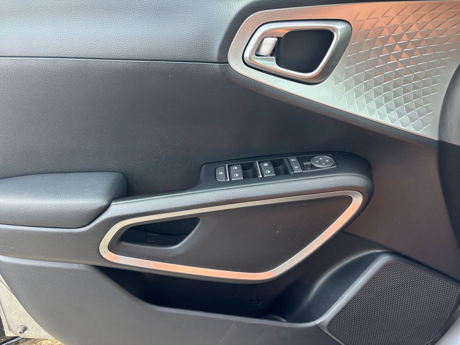 Thumbnail: 2025 Kia Soul - 18