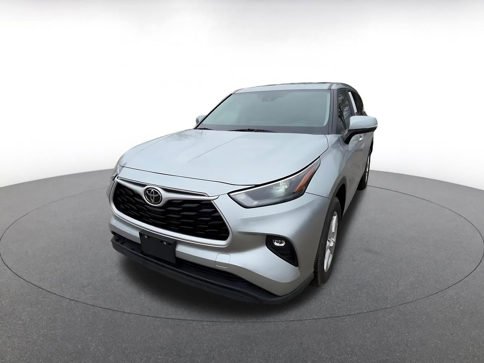 Thumbnail: 2025 Toyota Highlander - 7