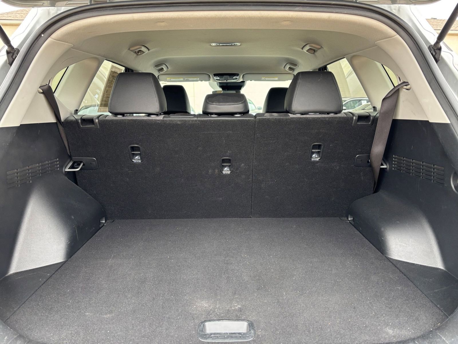 Thumbnail: 2025 Kia Seltos - 31