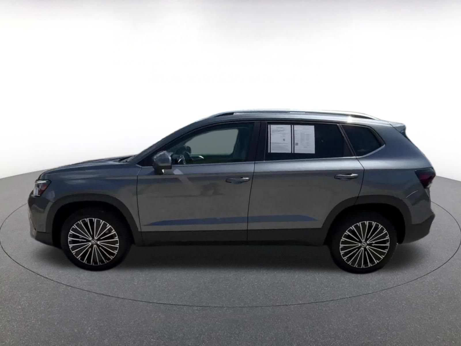 Thumbnail: 2026 Volkswagen Taos - 9