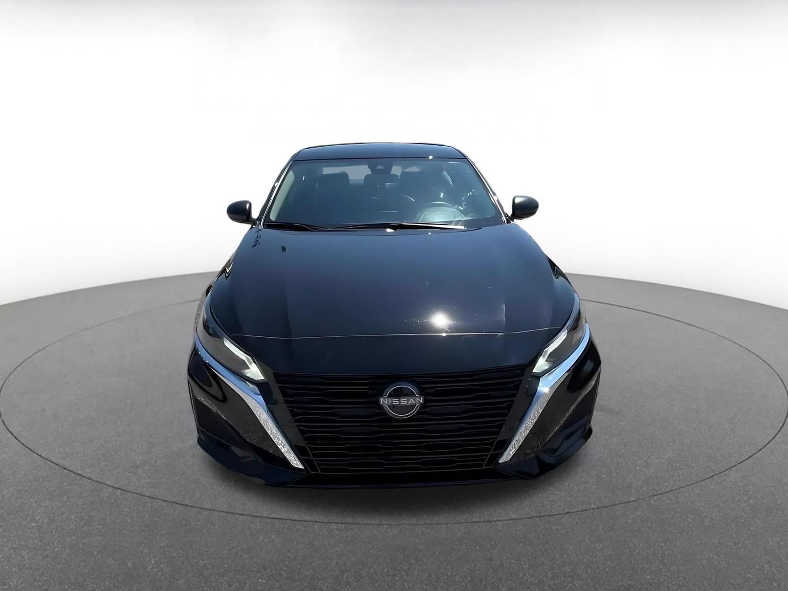 Thumbnail: 2025 Nissan Altima - 4