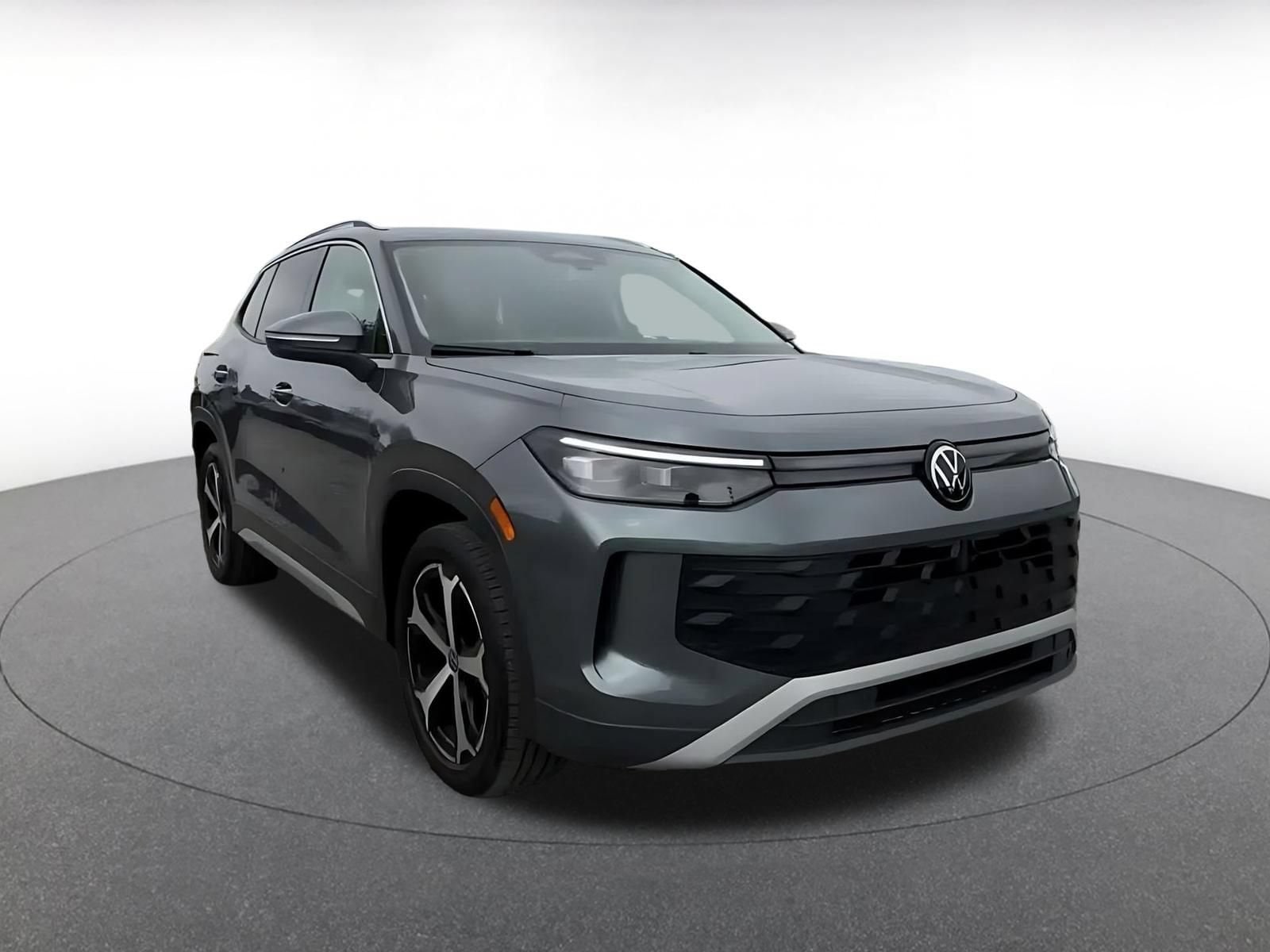 Thumbnail: 2026 Volkswagen Tiguan - 3
