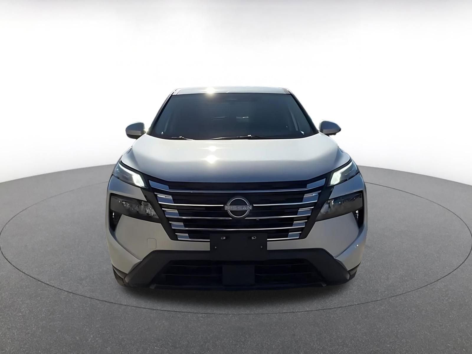 Thumbnail: 2025 Nissan Rogue - 4