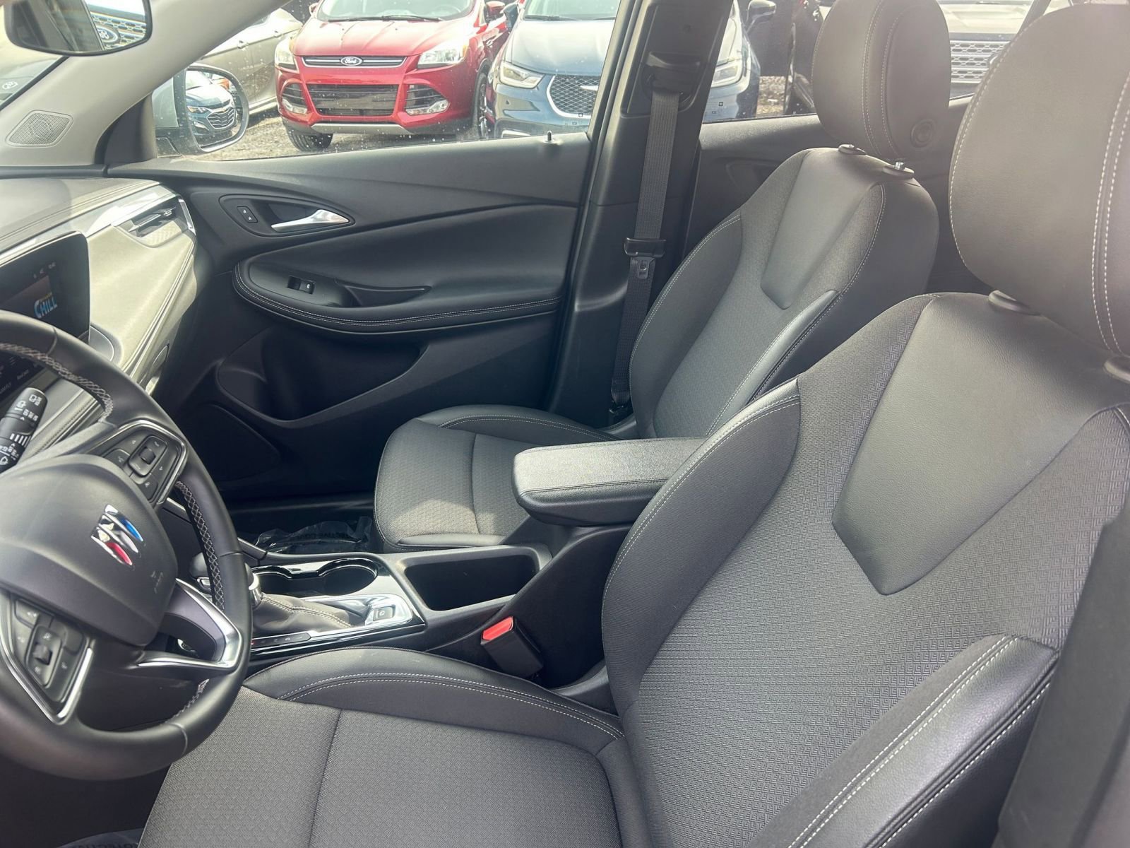 Thumbnail: 2025 Buick Encore GX - 27