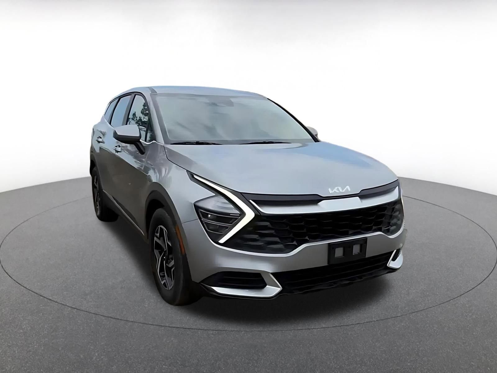 Thumbnail: 2025 Kia Sportage - 3