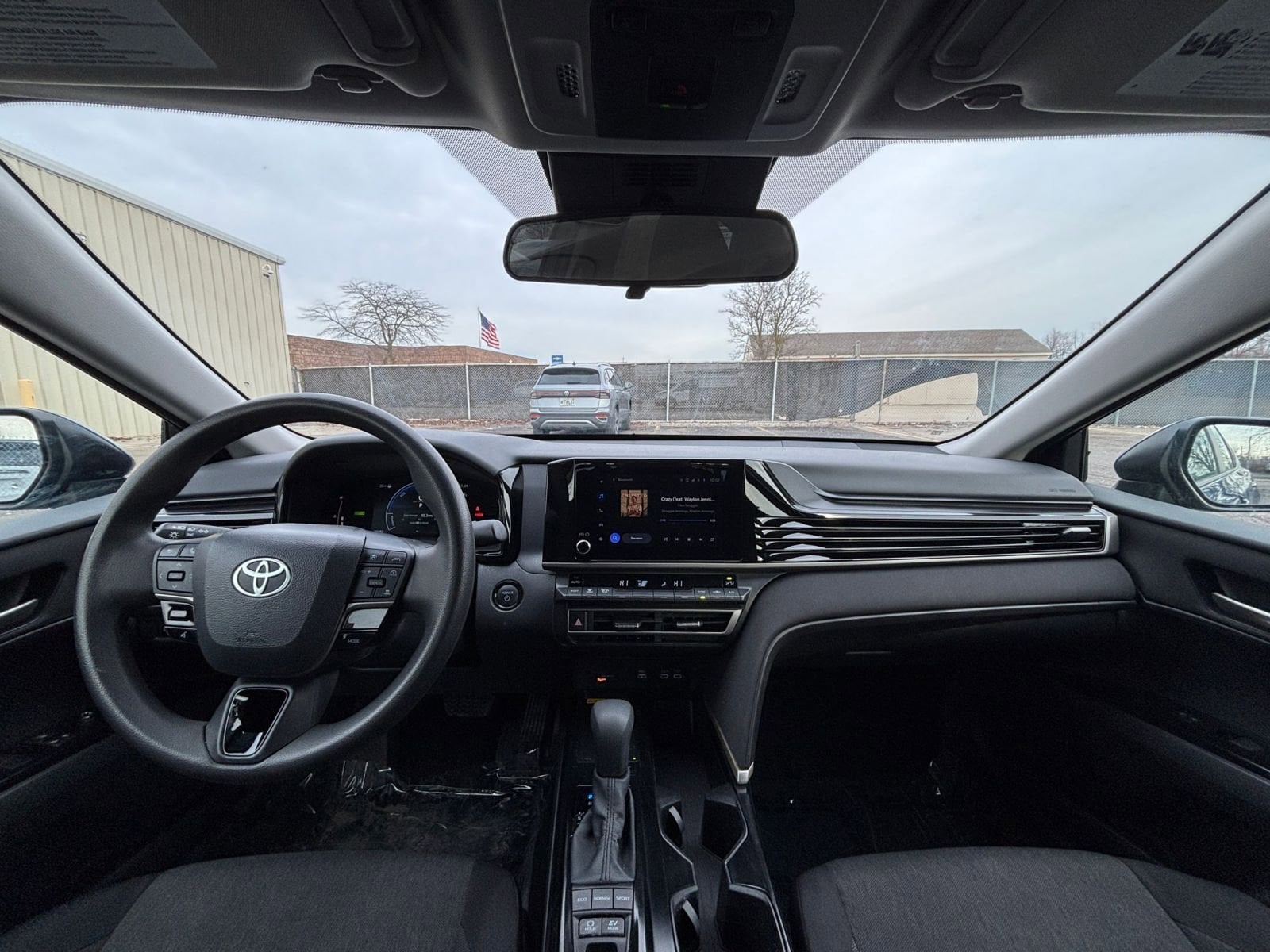 Thumbnail: 2025 Toyota Camry - 31