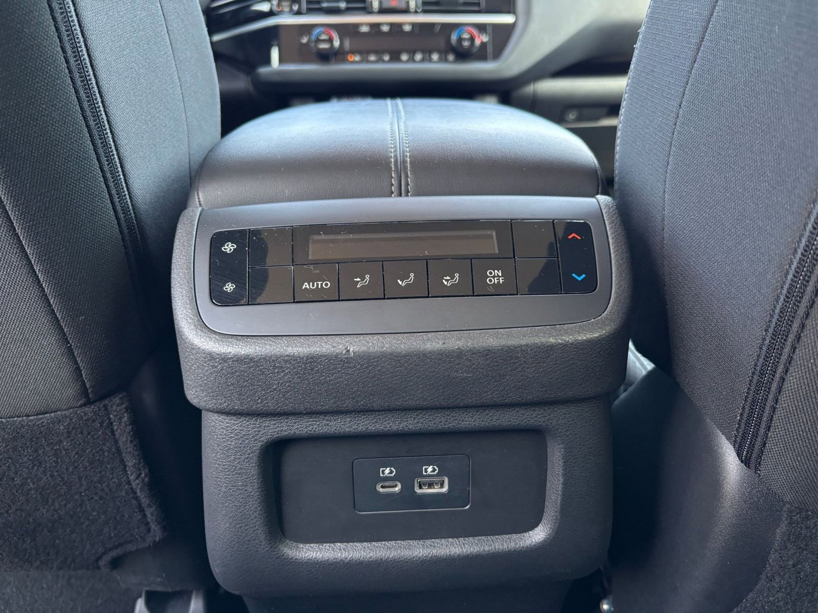 Thumbnail: 2025 Nissan Pathfinder - 24