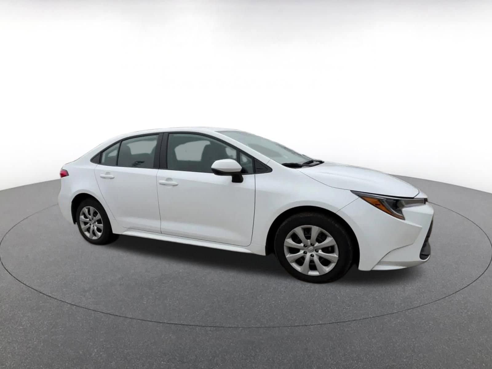 Thumbnail: 2025 Toyota Corolla - 2