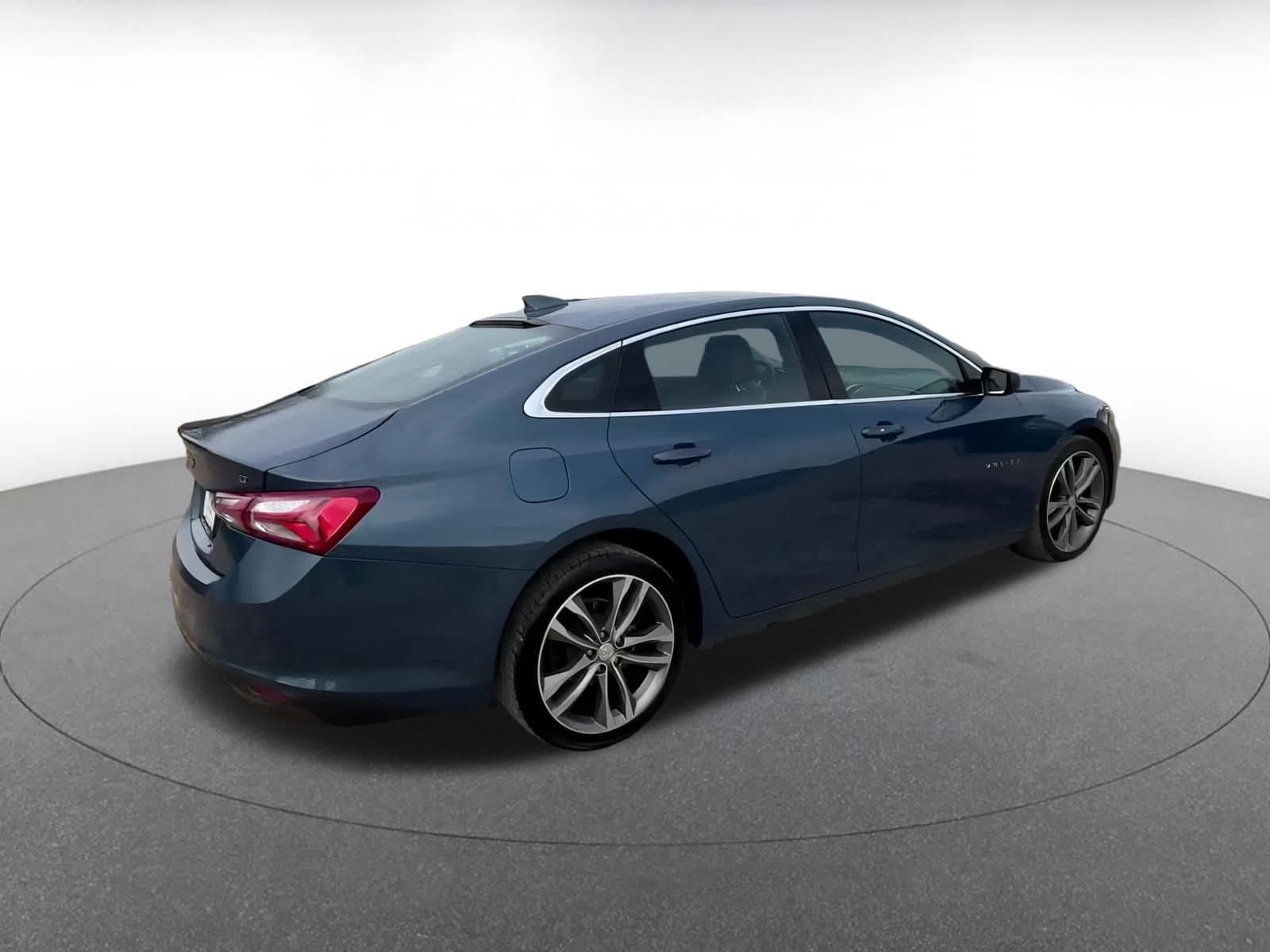 Thumbnail: 2024 Chevrolet Malibu - 15