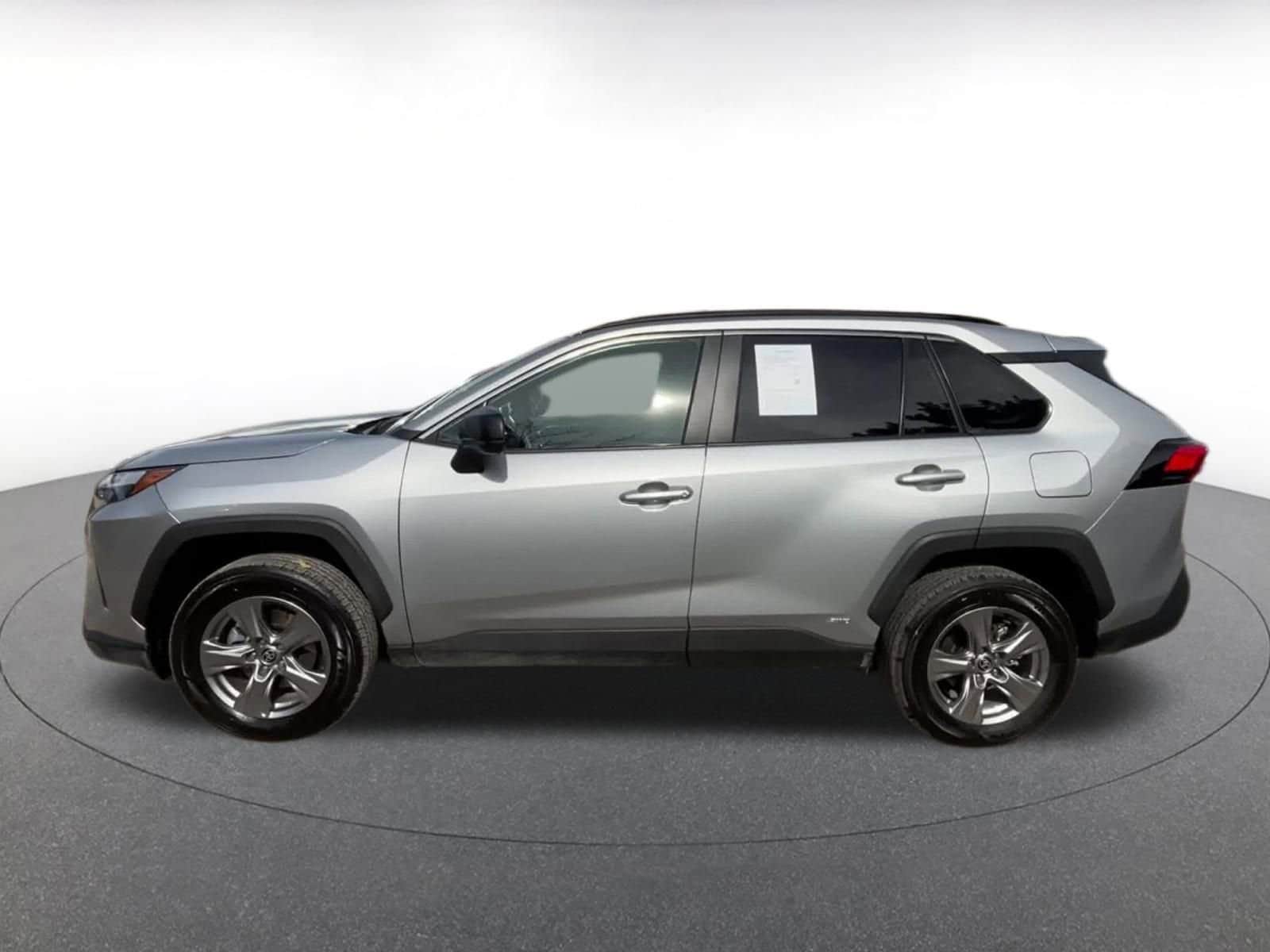 Thumbnail: 2025 Toyota RAV4 - 9