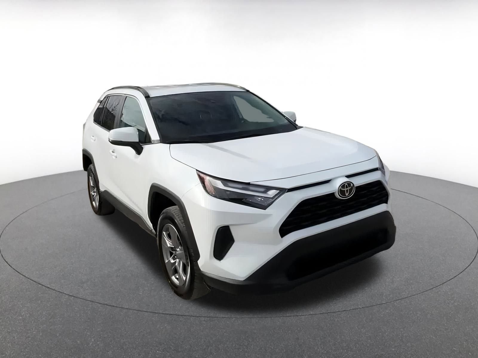 Thumbnail: 2025 Toyota RAV4 - 3
