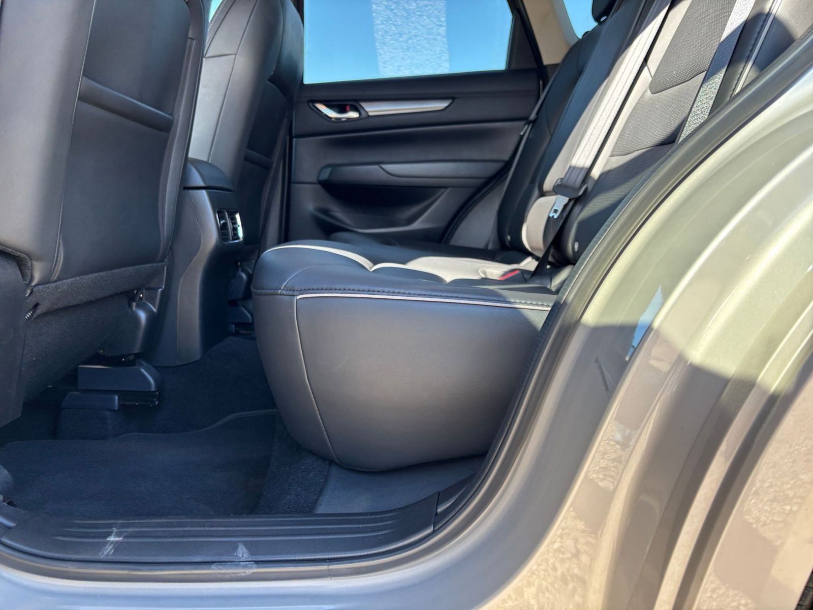 Thumbnail: 2025 Mazda CX-5 - 25