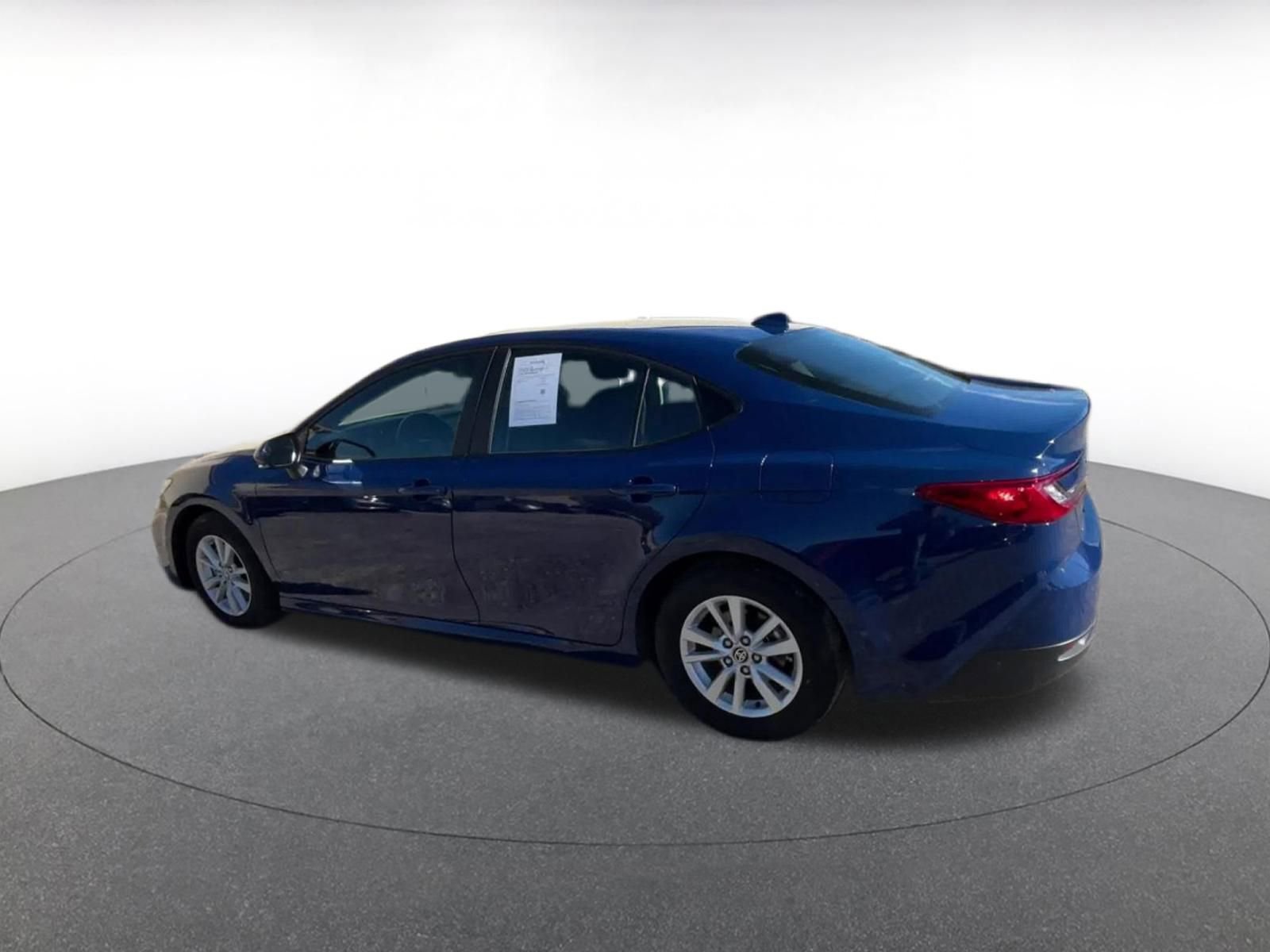 Thumbnail: 2025 Toyota Camry - 10