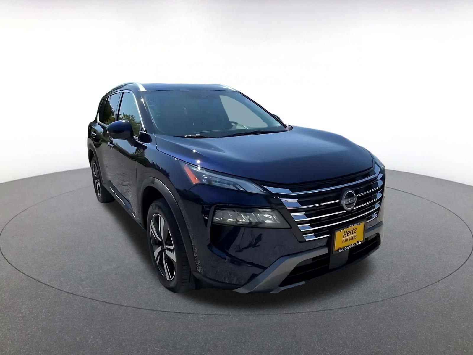 Thumbnail: 2026 Nissan Rogue - 3