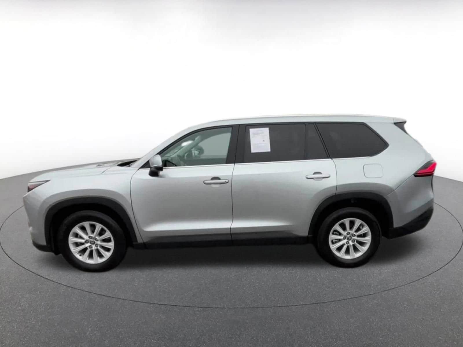 Thumbnail: 2024 Toyota Grand Highlander - 9