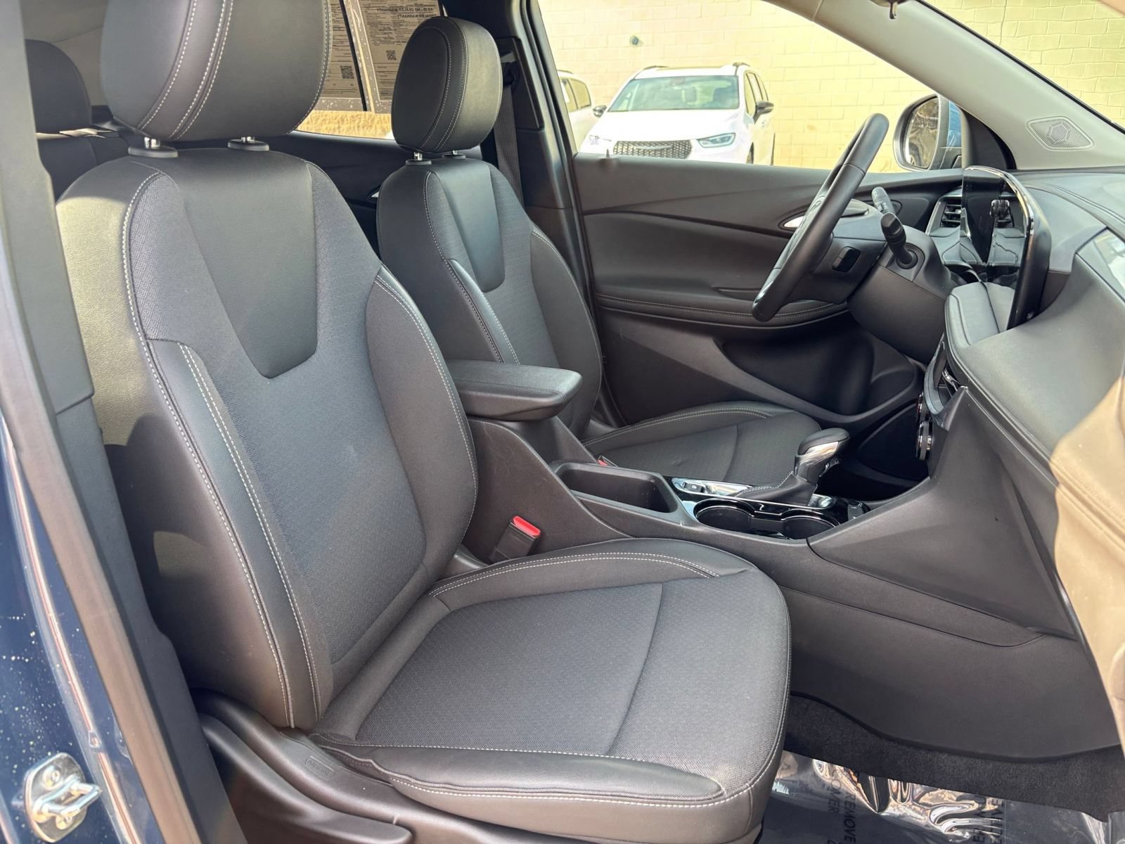 Thumbnail: 2026 Buick Encore GX - 35