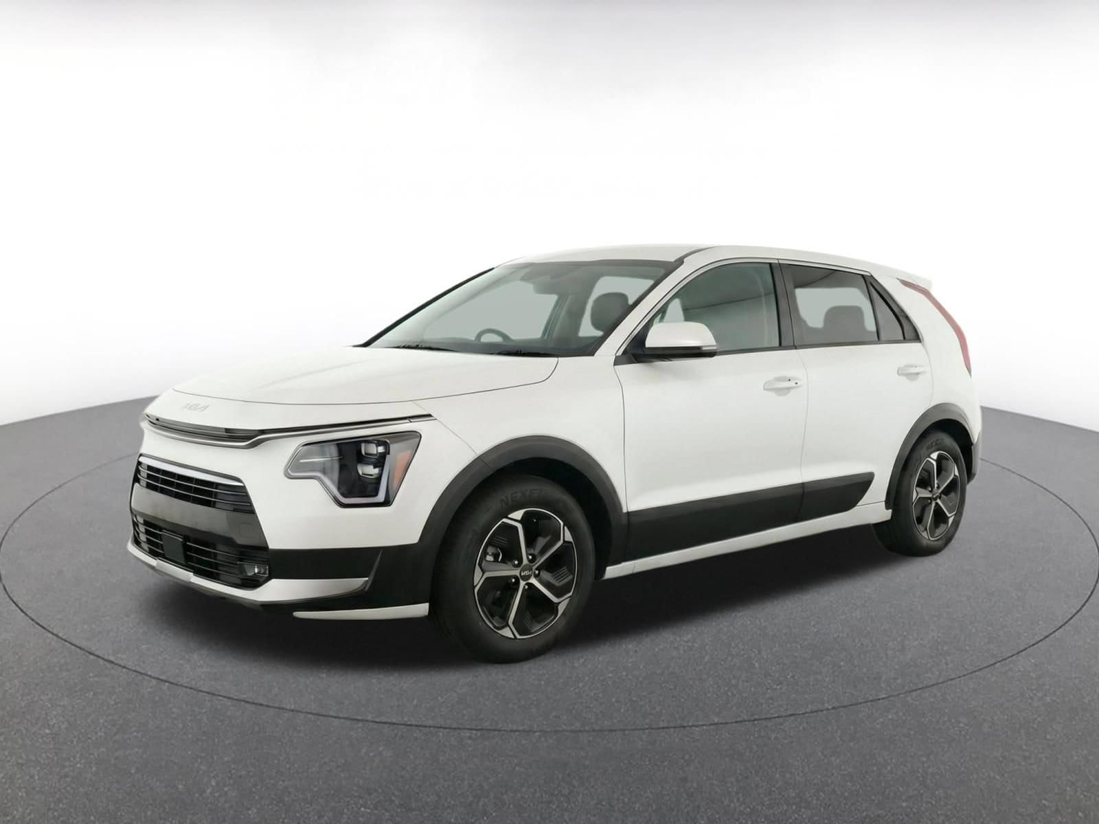 Thumbnail: 2026 Kia Niro - 3