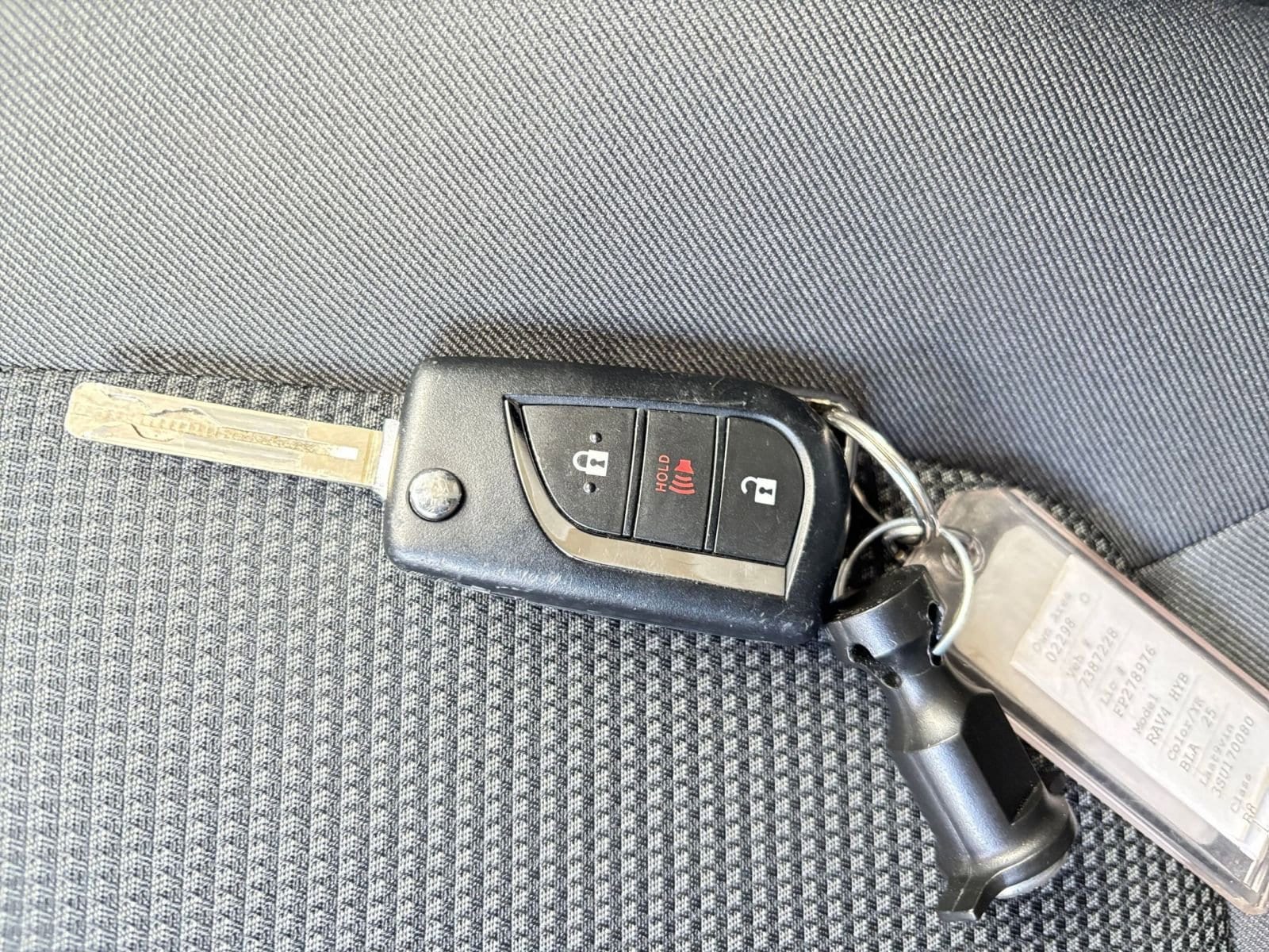 Thumbnail: 2025 Toyota RAV4 - 22