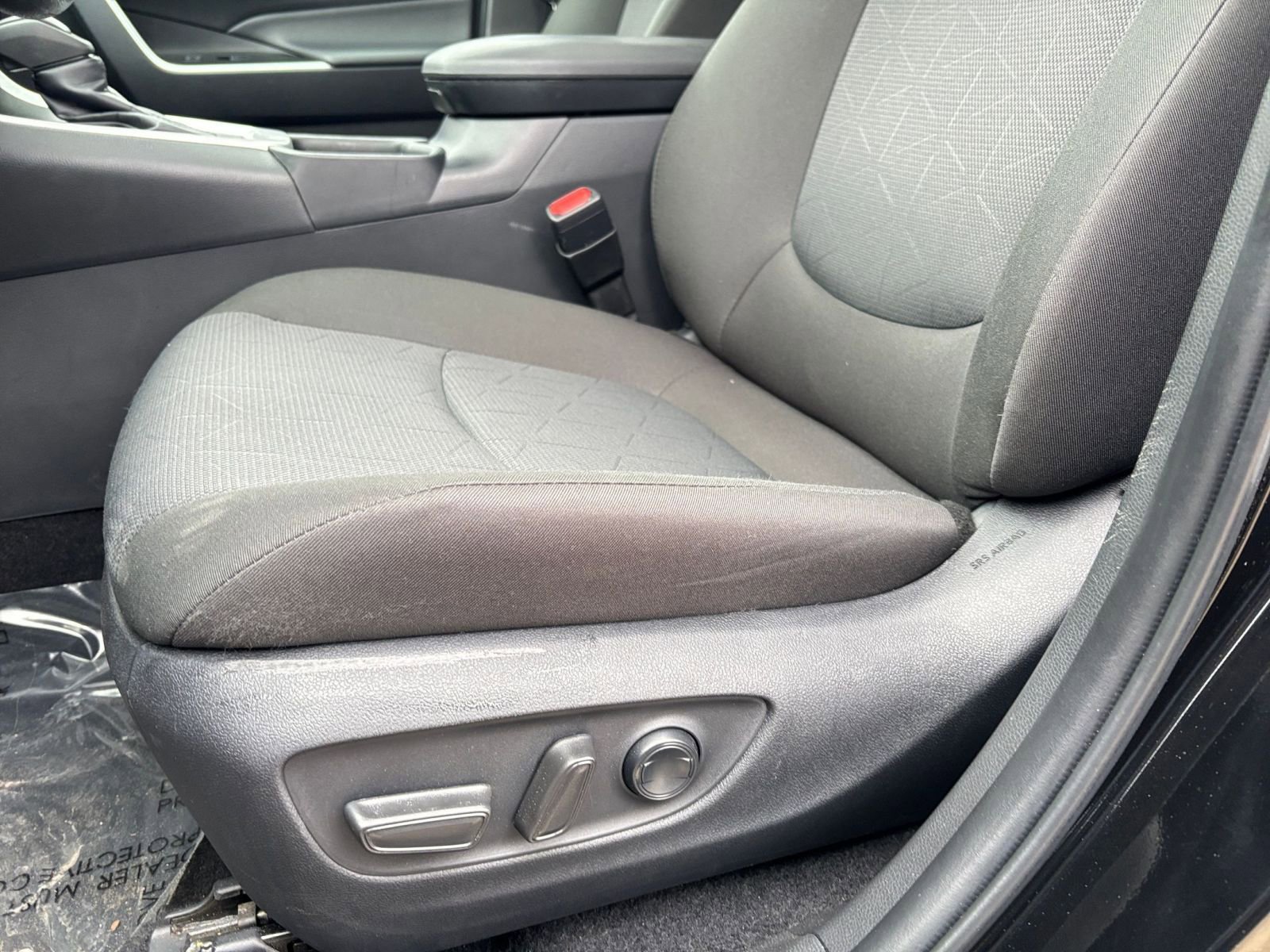 Thumbnail: 2025 Toyota RAV4 - 27