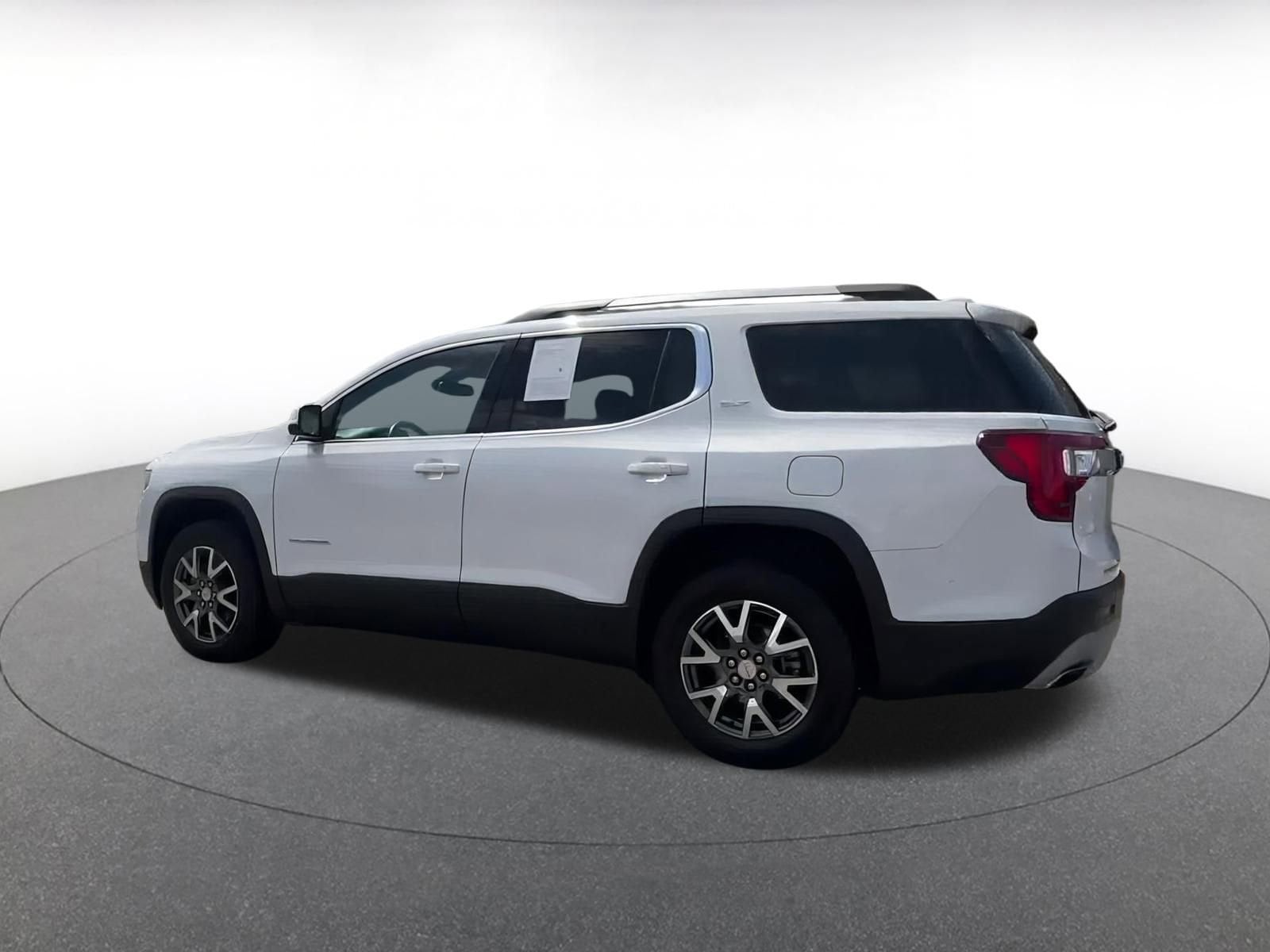2023 GMC Acadia SLT 12
