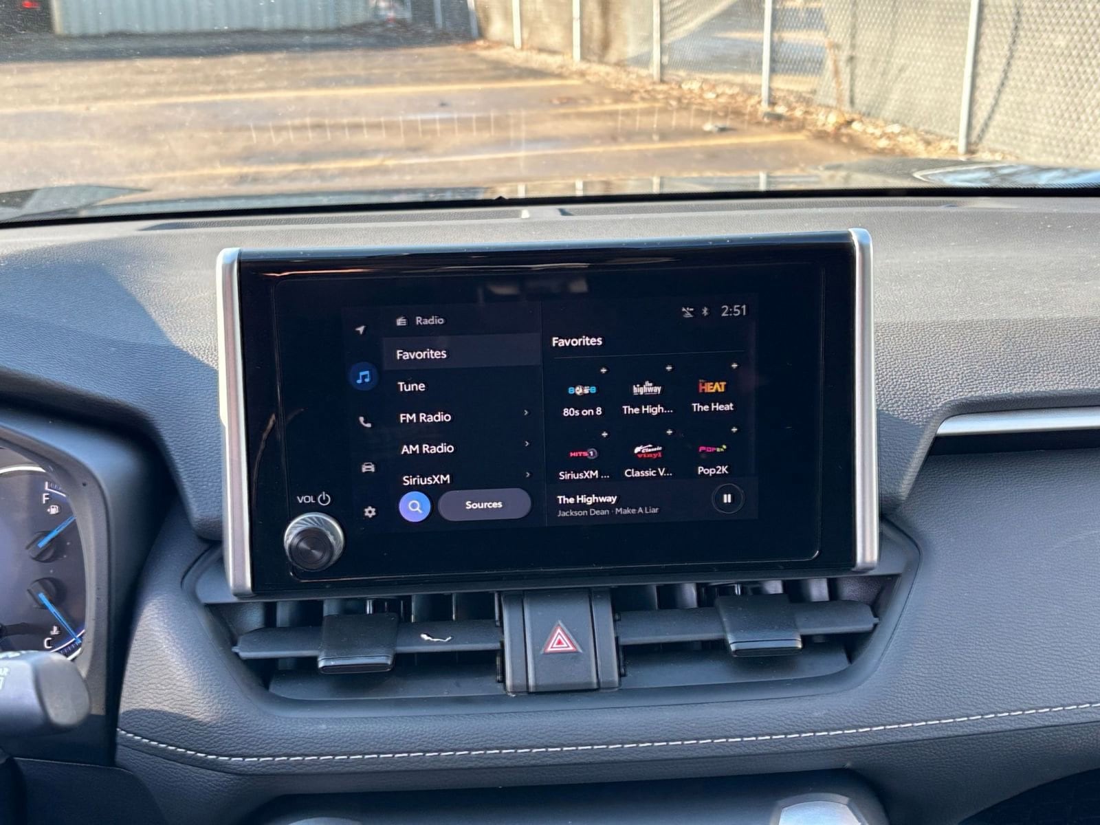 Thumbnail: 2025 Toyota RAV4 - 21