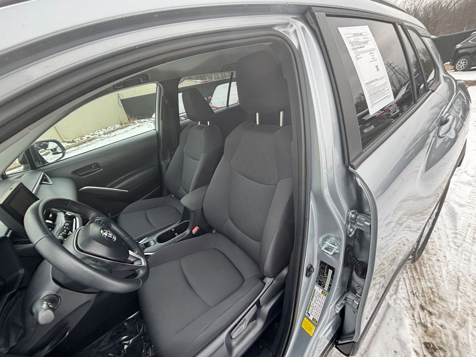 Thumbnail: 2025 Toyota Corolla Cross - 34