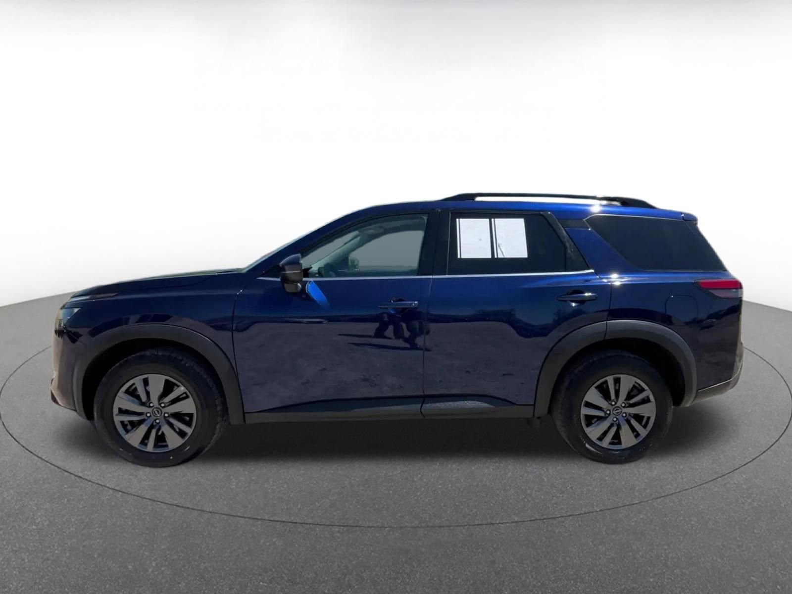 Thumbnail: 2025 Nissan Pathfinder - 9