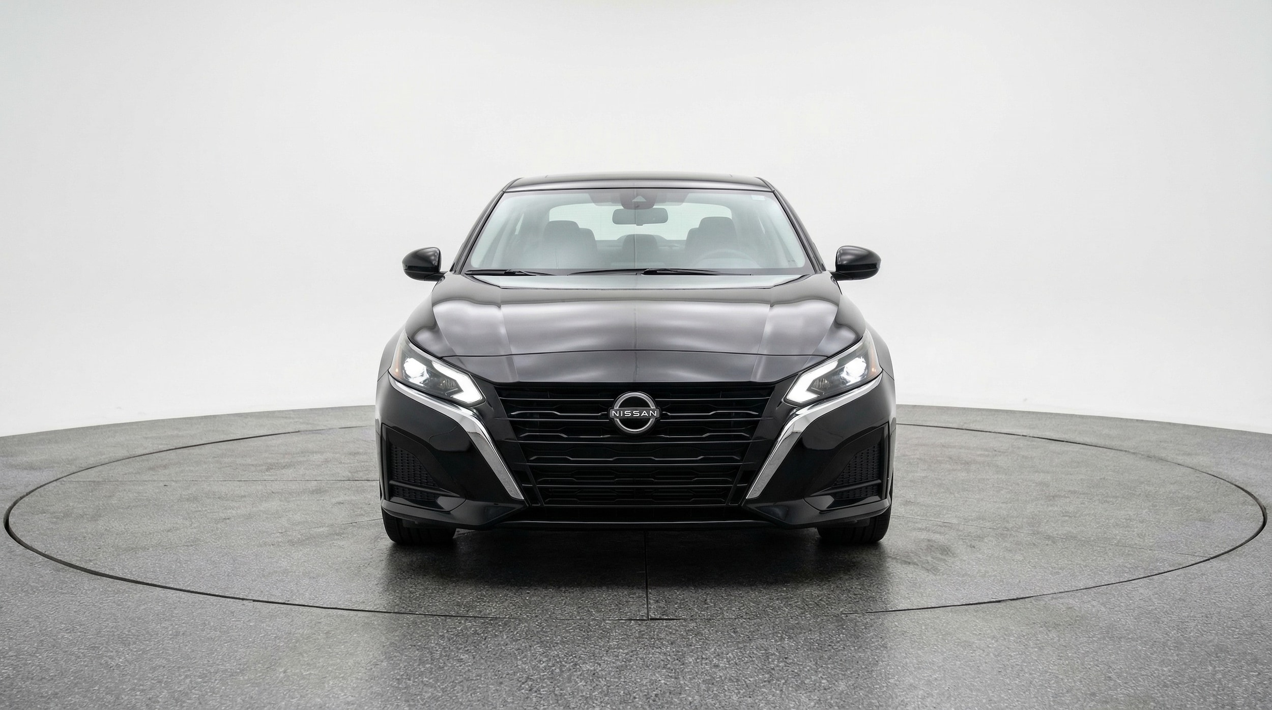 Thumbnail: 2025 Nissan Altima - 2