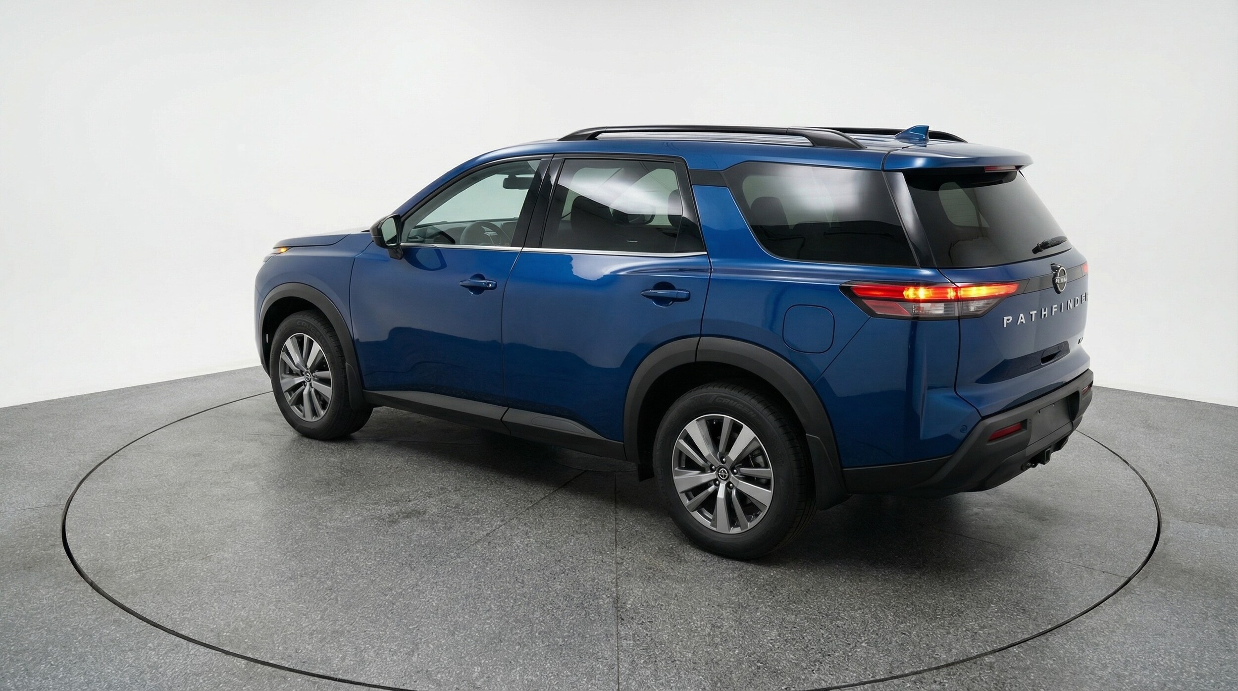 Thumbnail: 2025 Nissan Pathfinder - 5