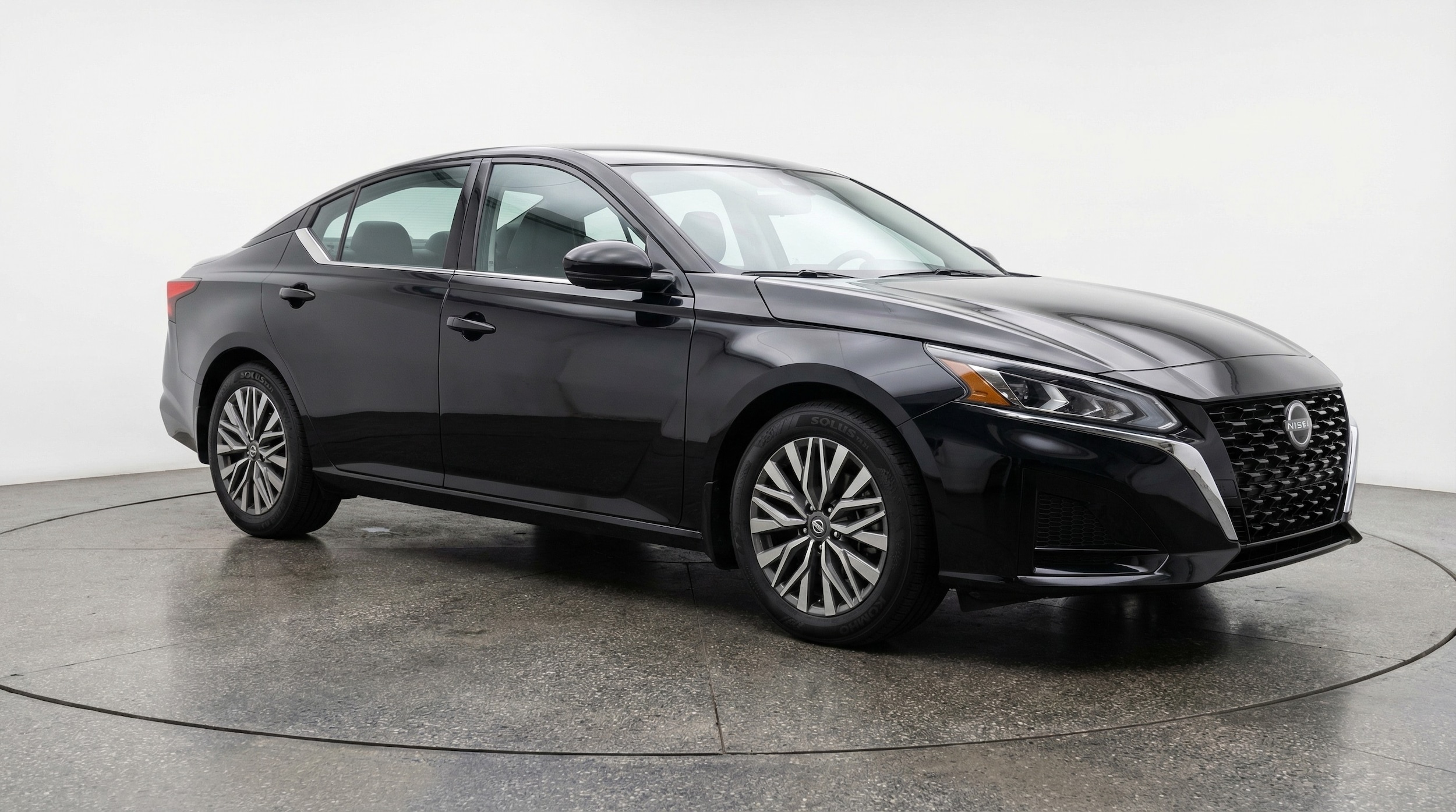 Thumbnail: 2025 Nissan Altima - 1