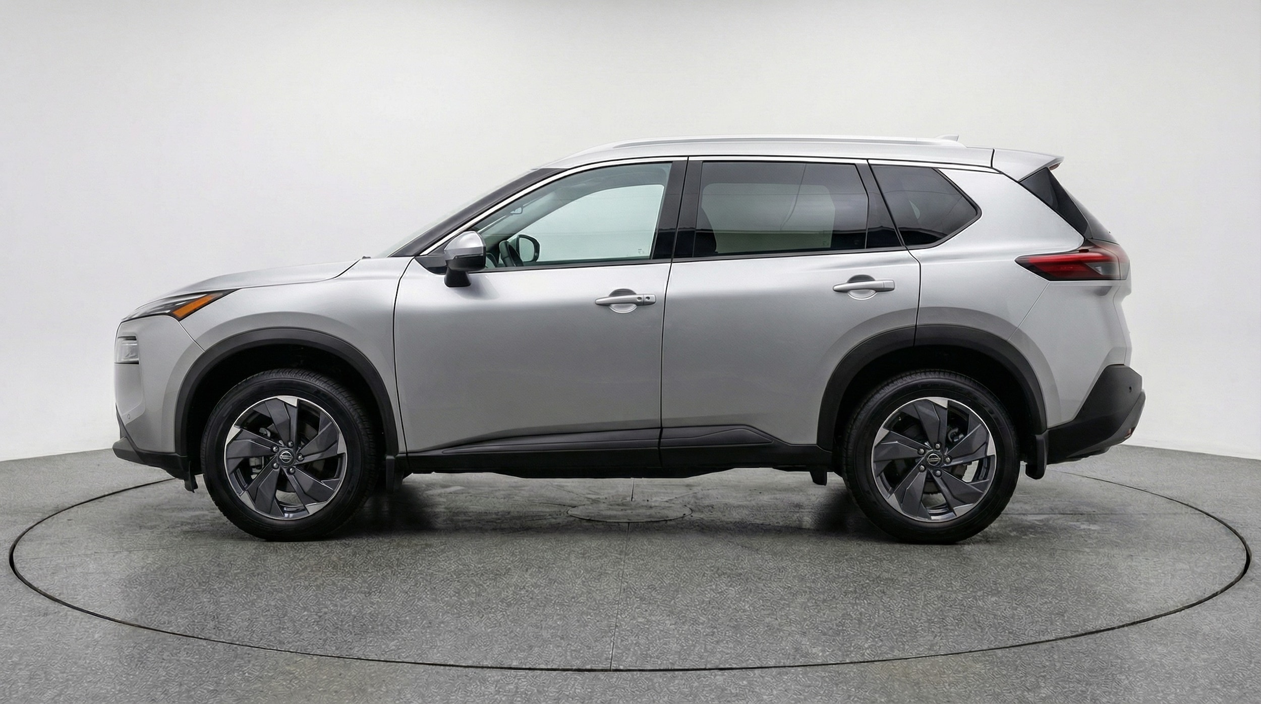 Thumbnail: 2025 Nissan Rogue - 4