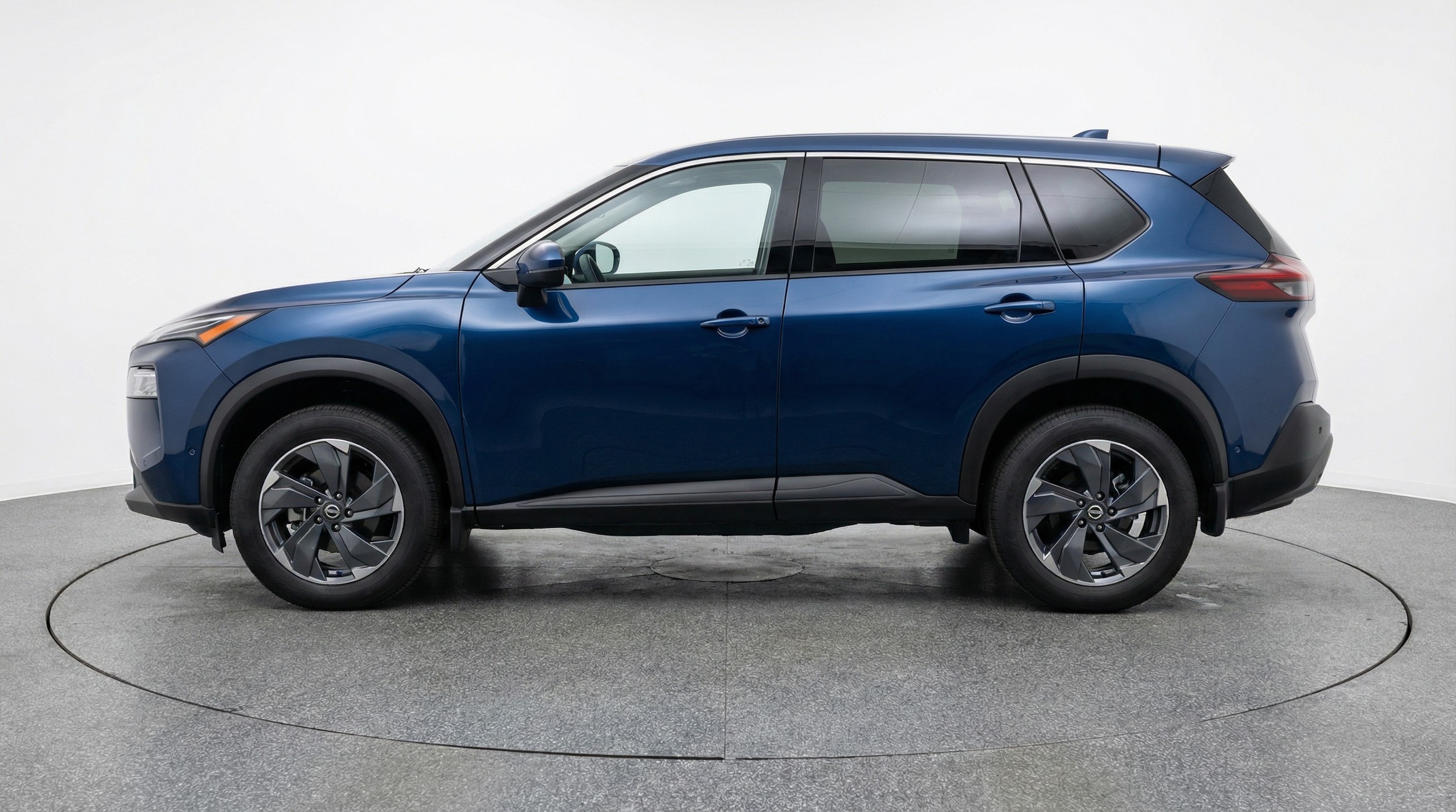 Thumbnail: 2025 Nissan Rogue - 4