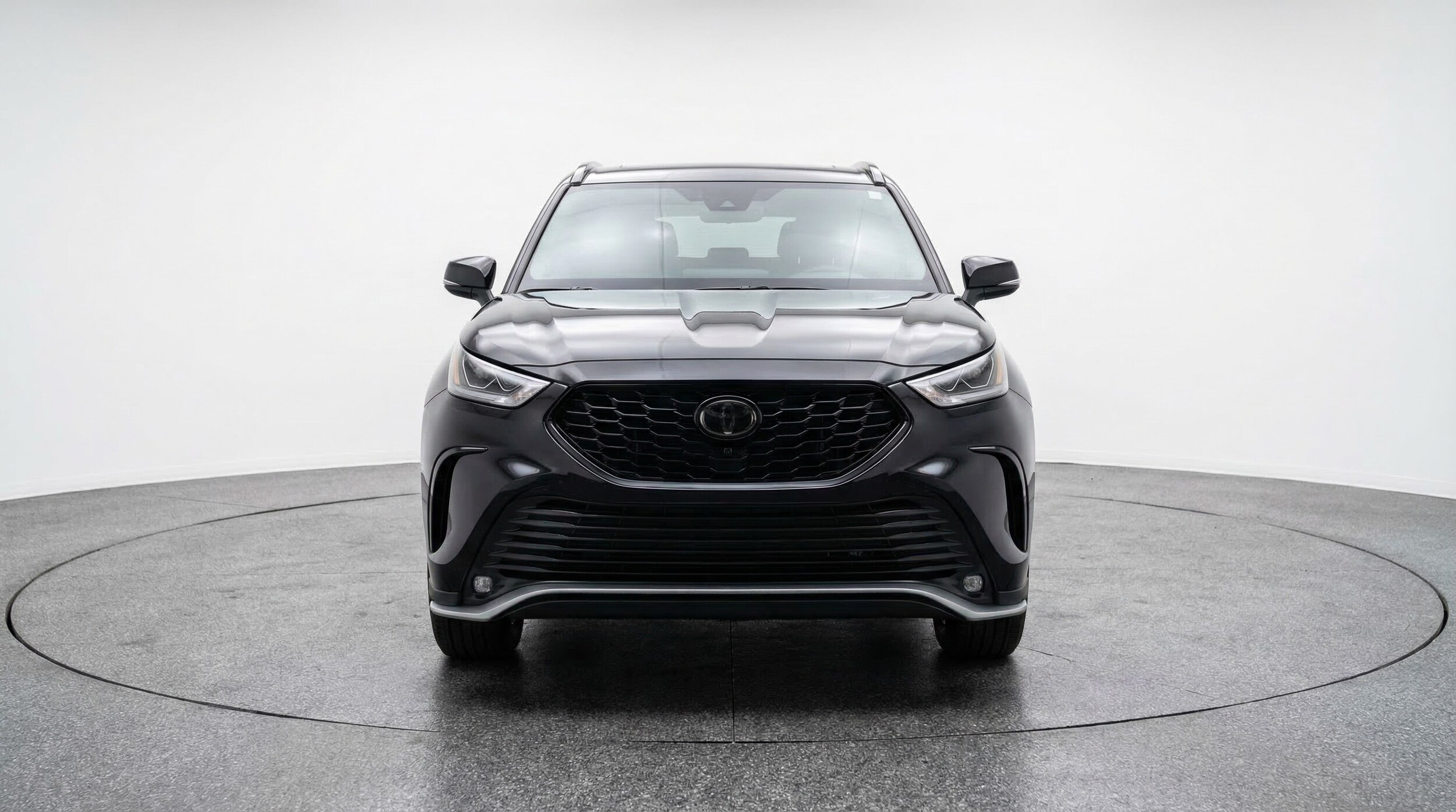 Thumbnail: 2025 Toyota Highlander - 2