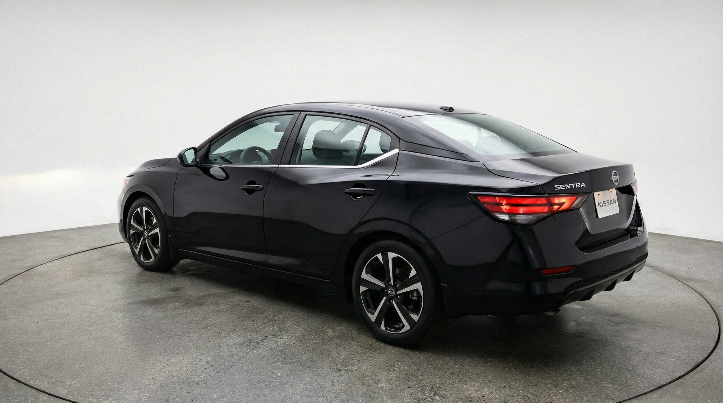 Thumbnail: 2025 Nissan Sentra - 5