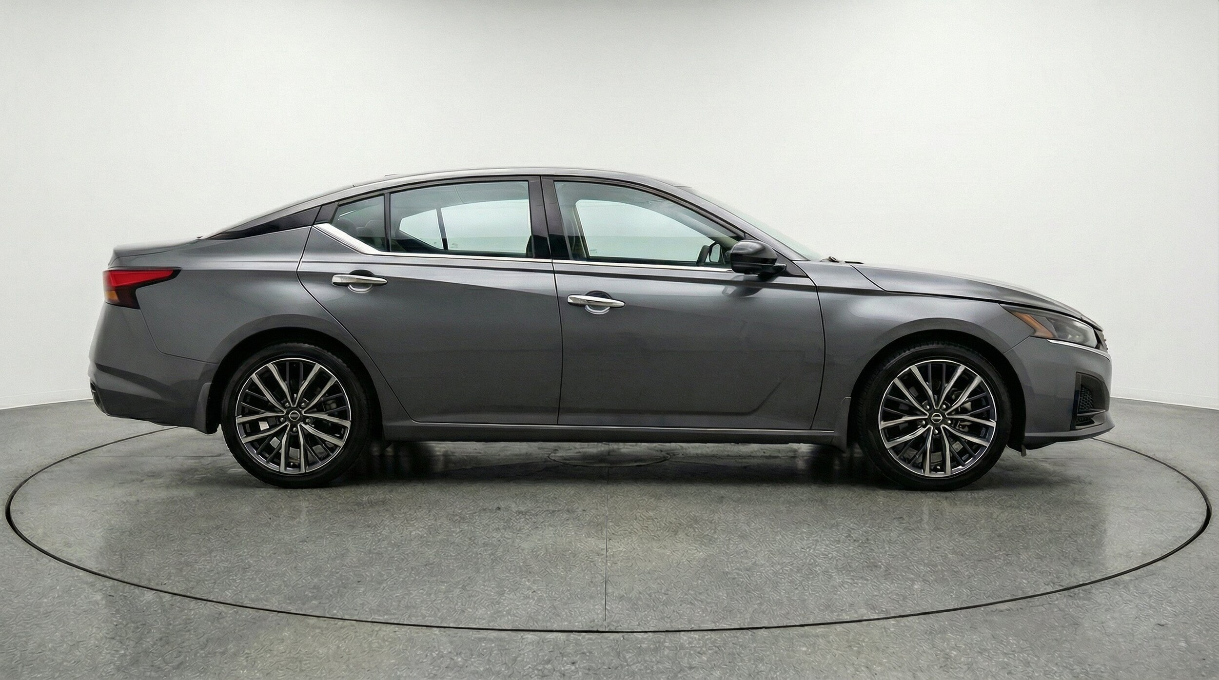Thumbnail: 2025 Nissan Altima - 11