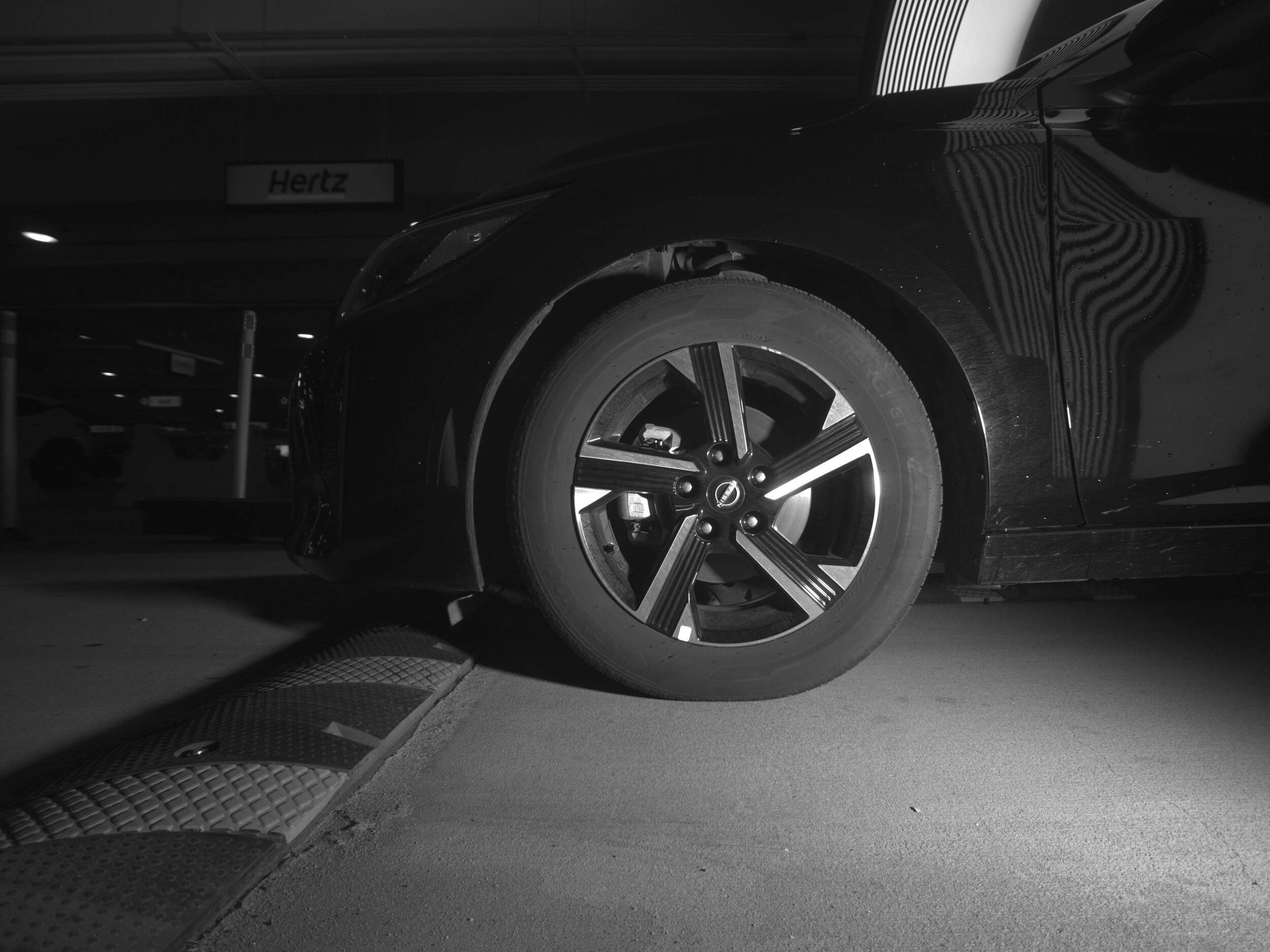 Thumbnail: 2025 Nissan Sentra - 9