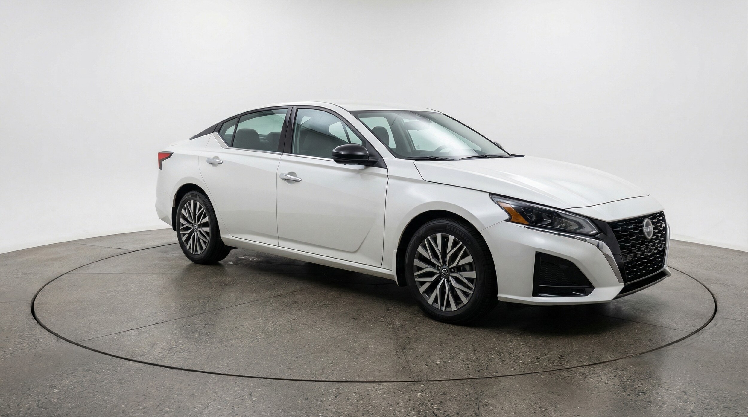 Thumbnail: 2025 Nissan Altima - 1