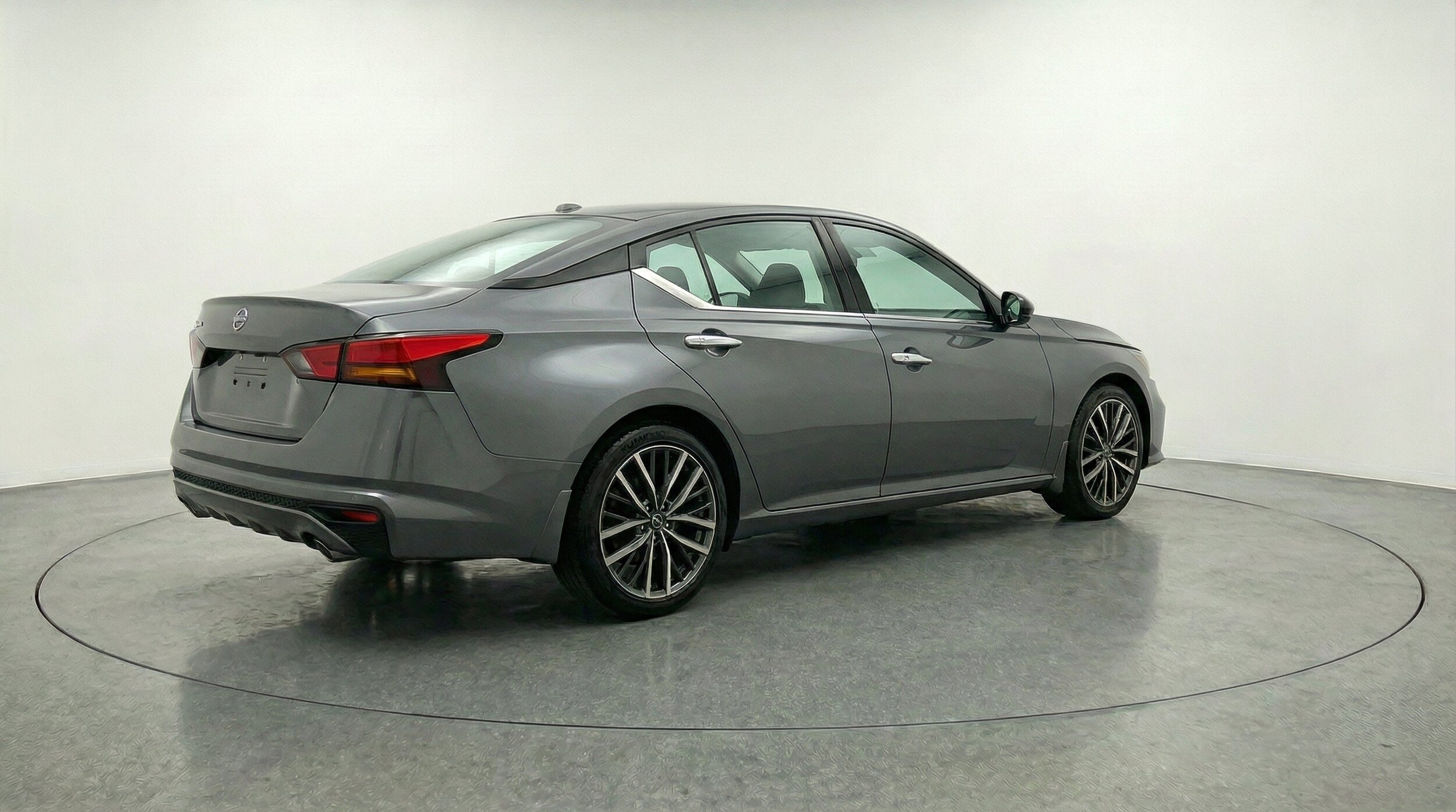 Thumbnail: 2025 Nissan Altima - 9