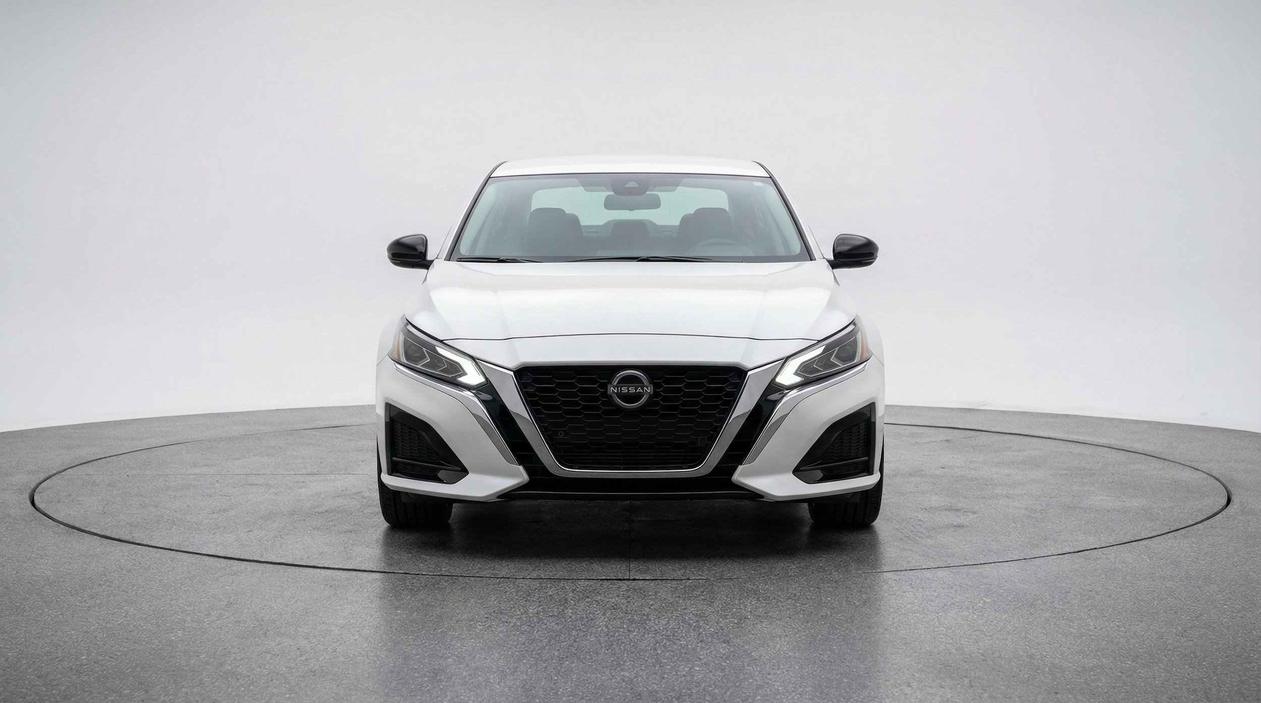 Thumbnail: 2025 Nissan Altima - 2