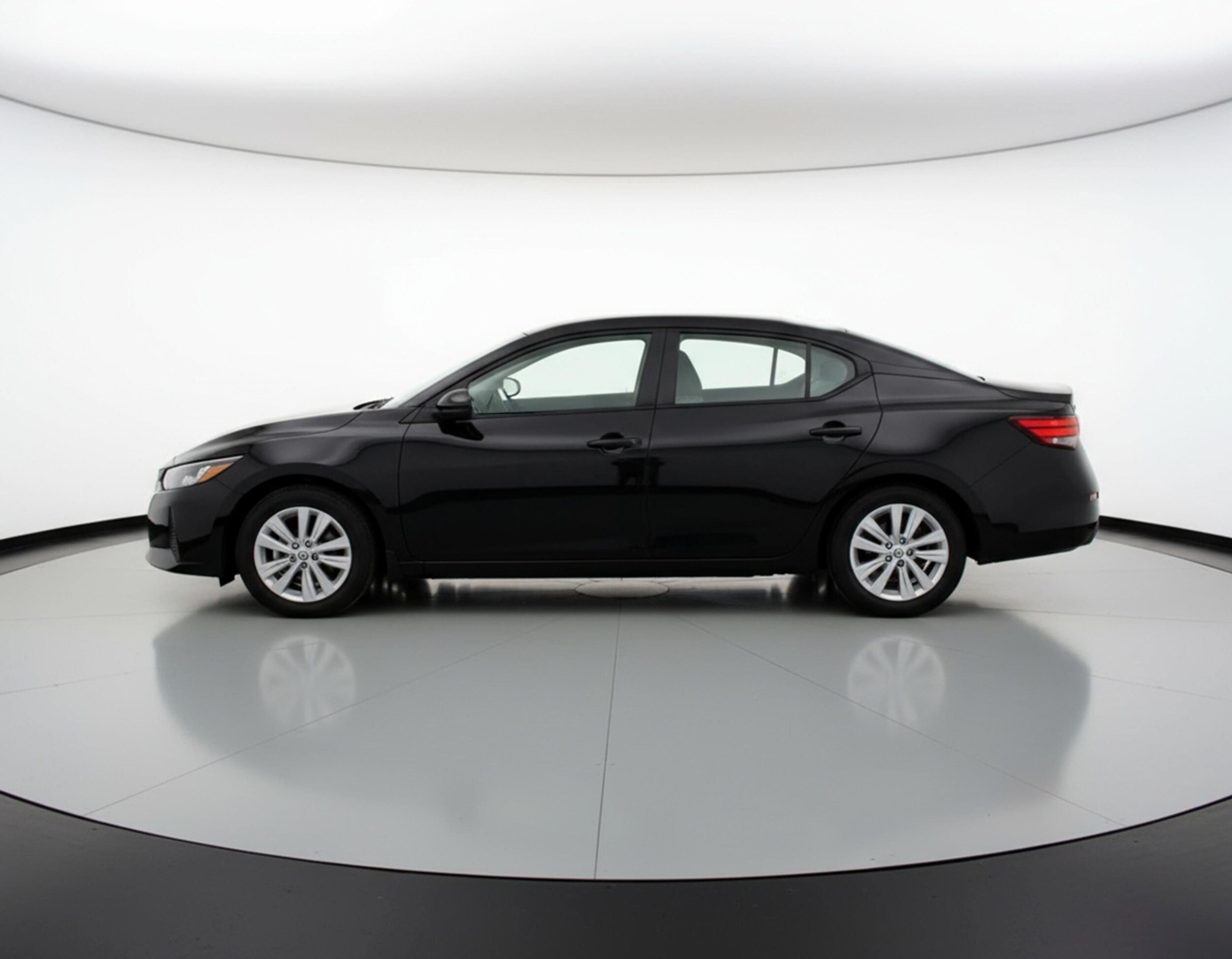 Thumbnail: 2025 Nissan Sentra - 5