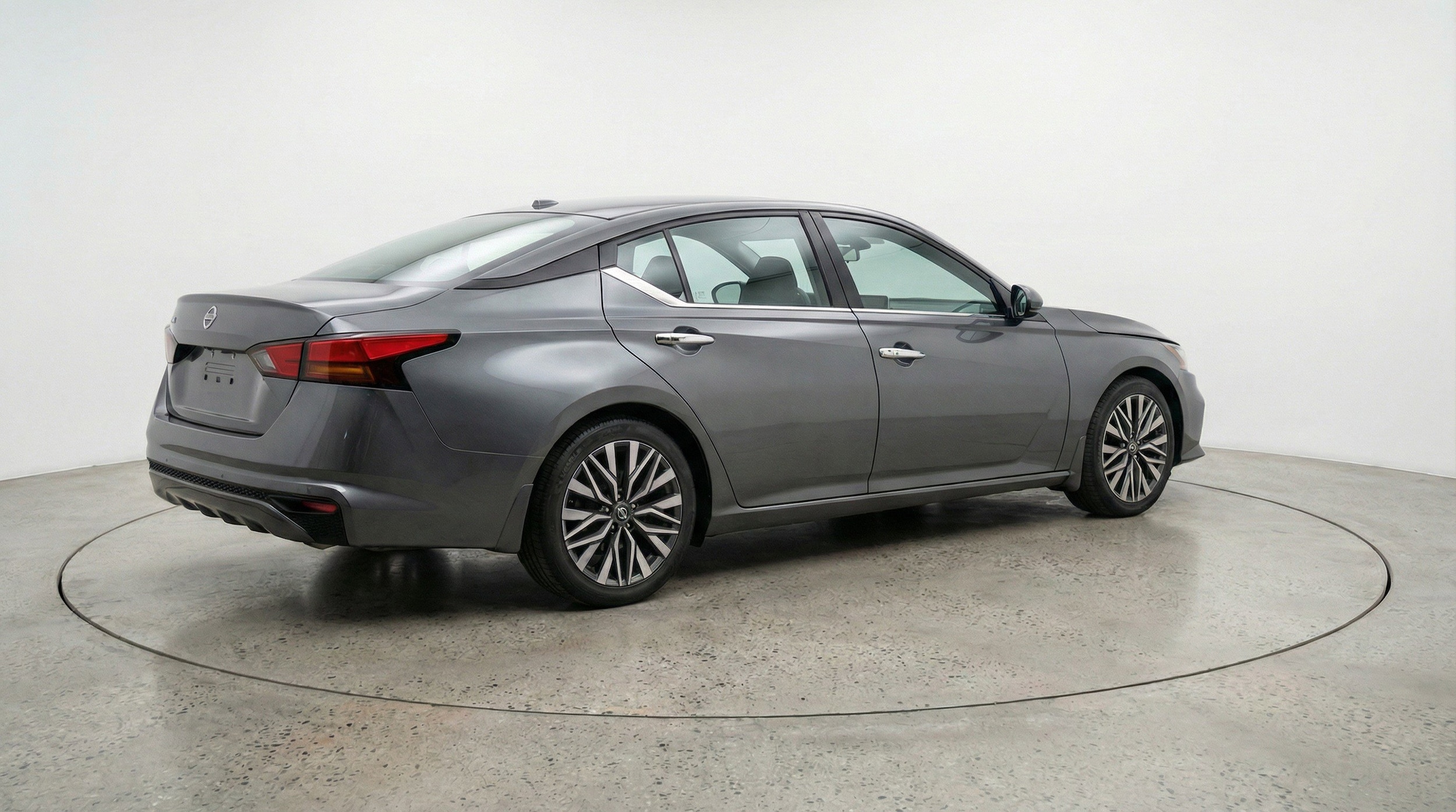 Thumbnail: 2025 Nissan Altima - 9