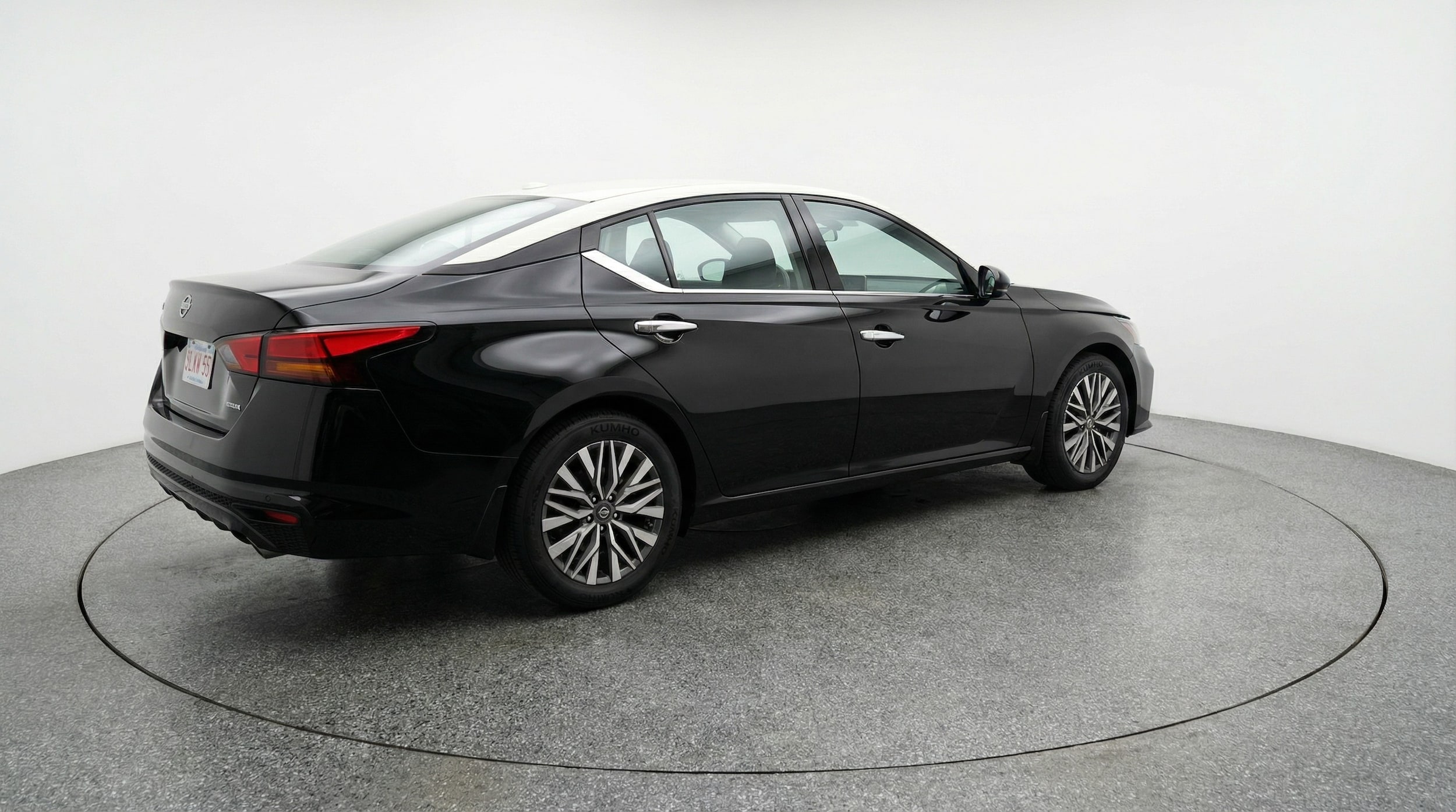 Thumbnail: 2025 Nissan Altima - 7