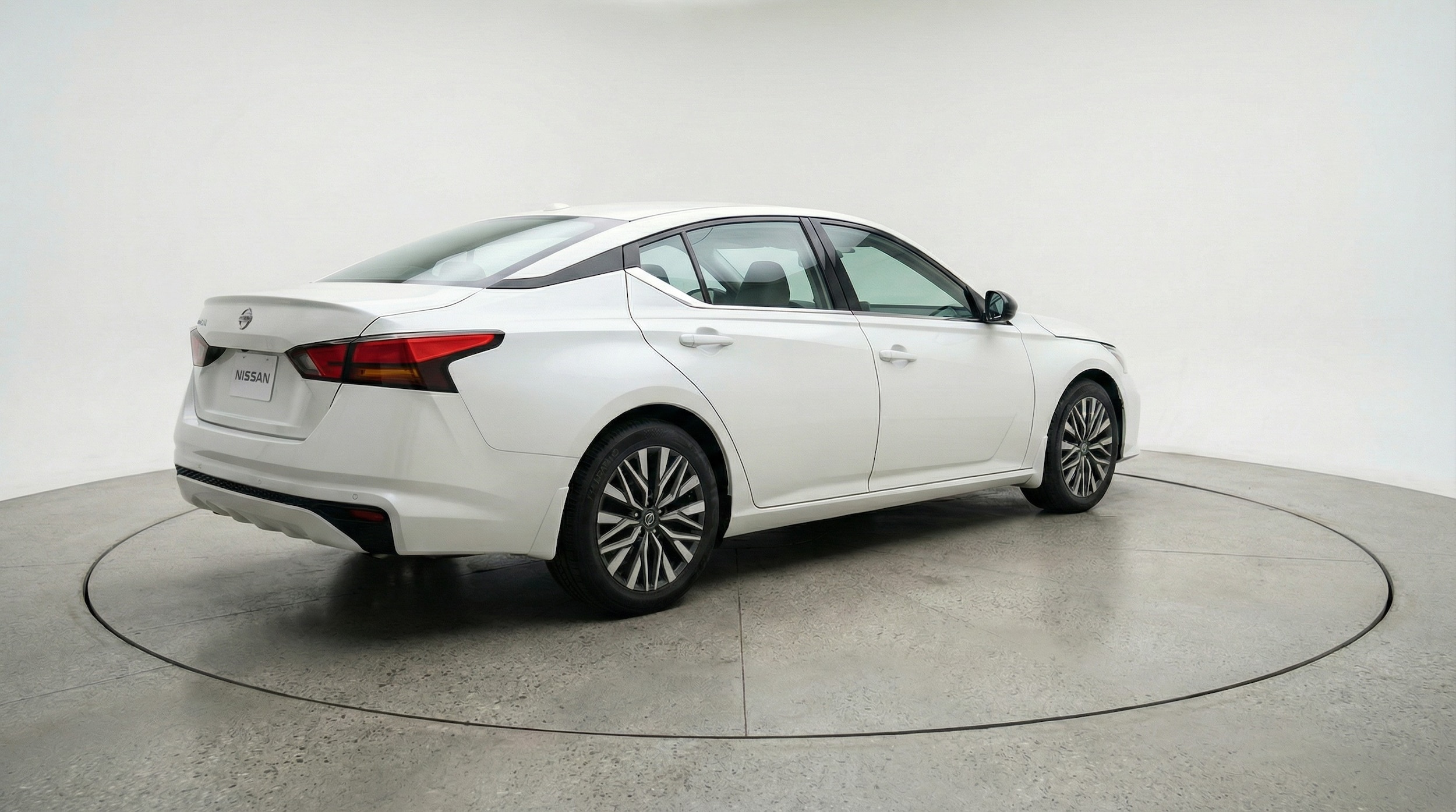 Thumbnail: 2025 Nissan Altima - 7