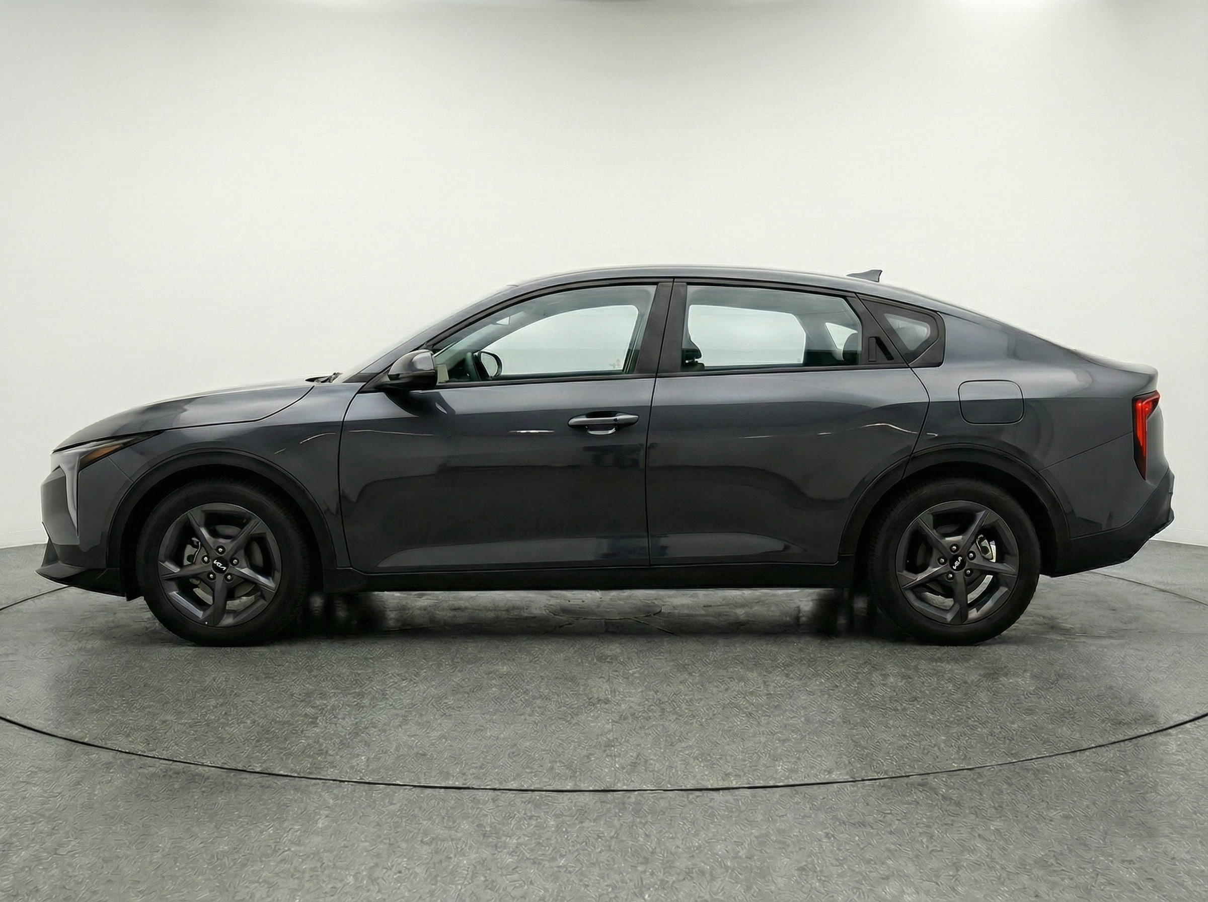 Thumbnail: 2025 Kia K4 - 4