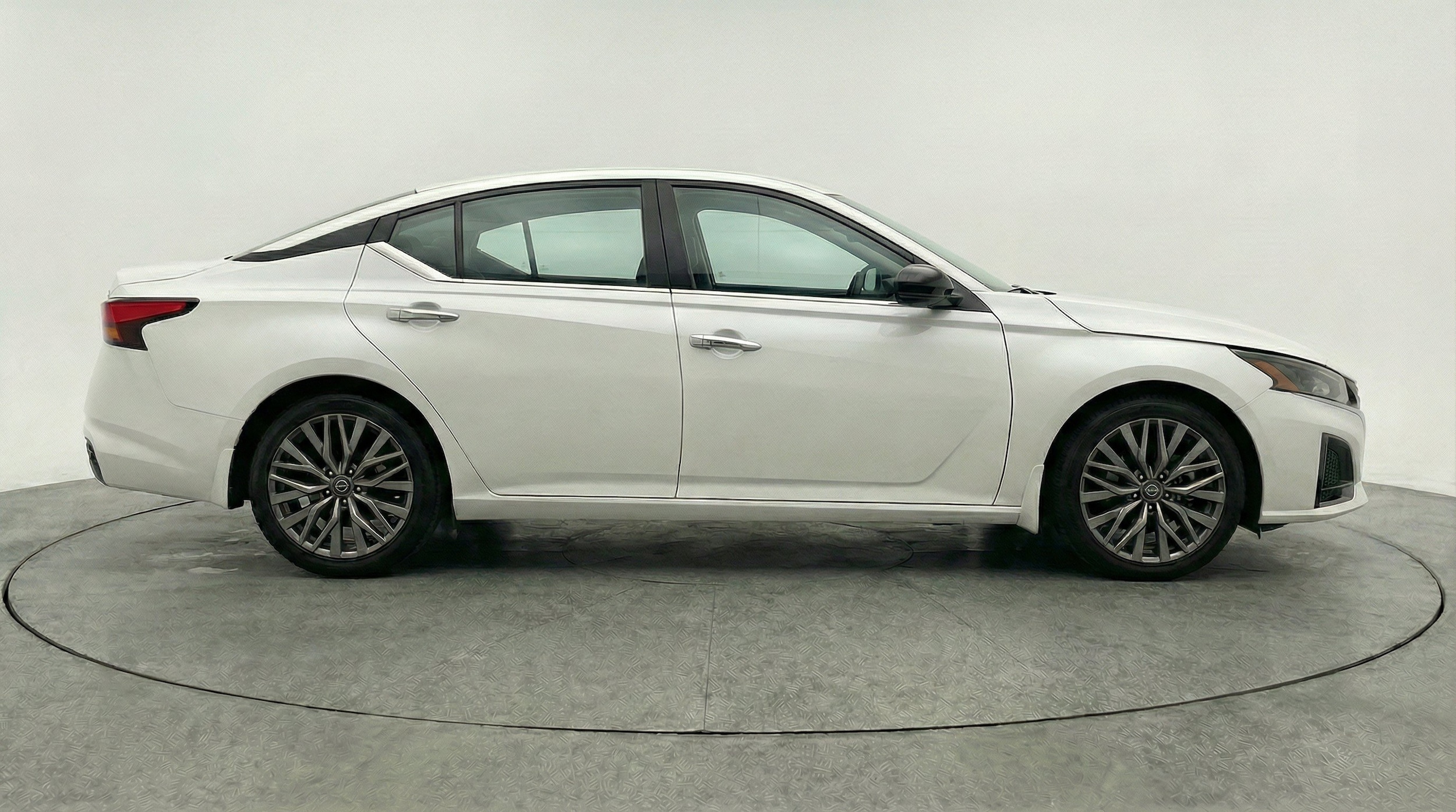 Thumbnail: 2025 Nissan Altima - 11